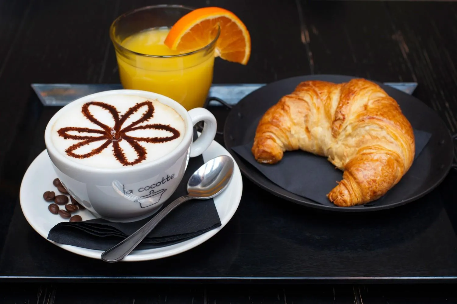 Coffee/tea facilities in A&C Much More II