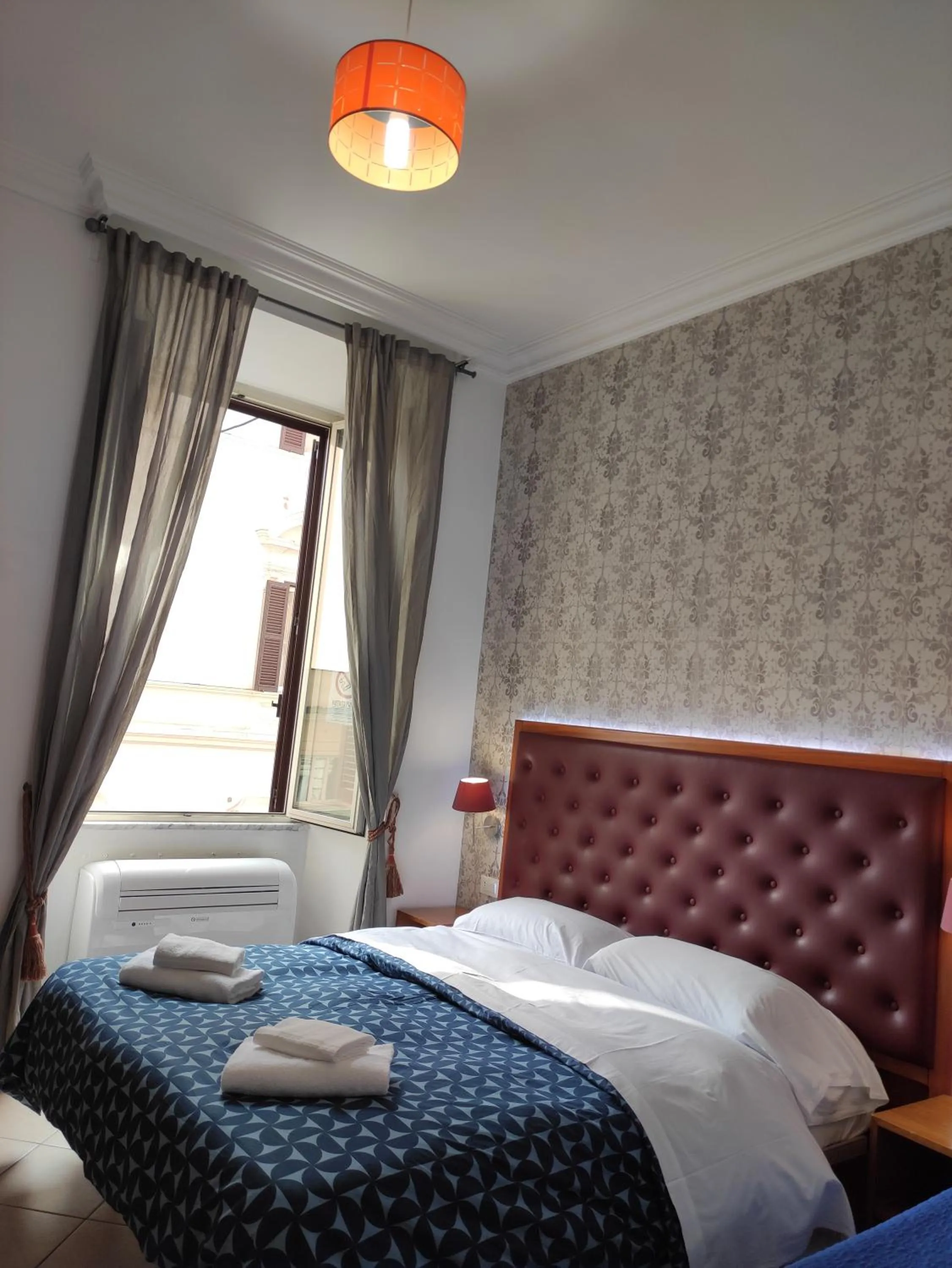 Winter, Bed in A&C Much More II