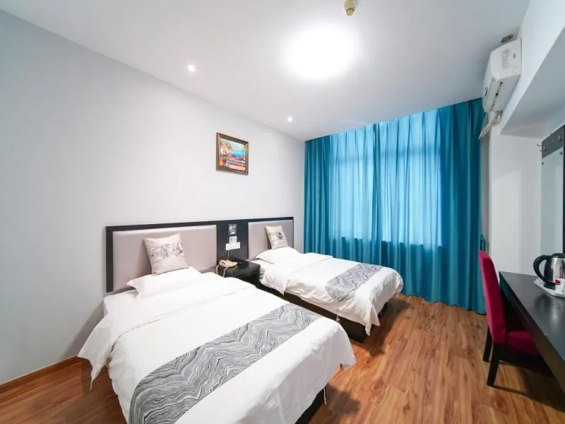 Shell Hefei Yaohai District Lanyashan Road Sanli Street Subway Station Hotel