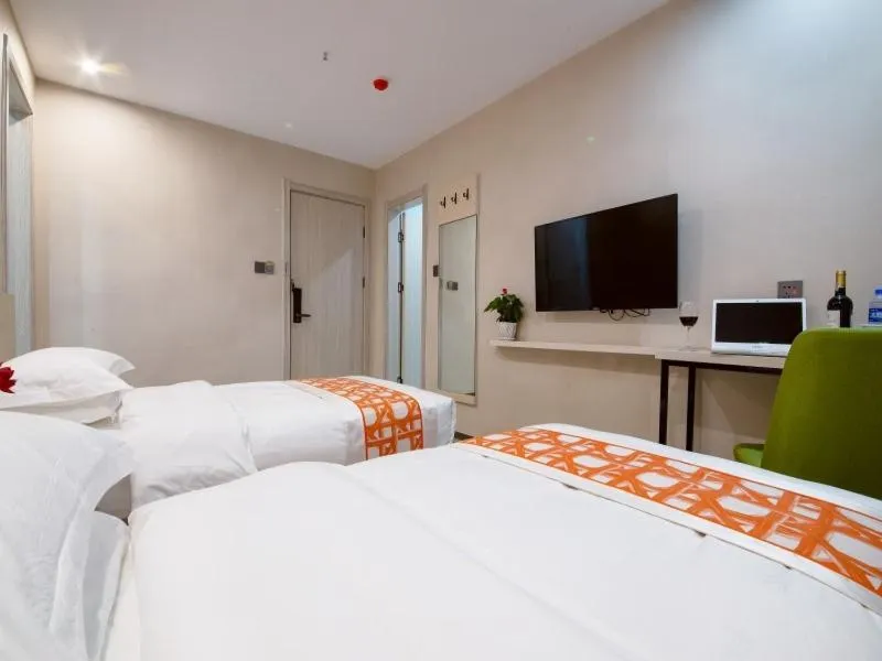 Bed in Shell Xi'an Yanta District Jixiang Village Subway Entrance Hotel