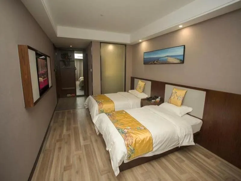 Shell Fuyang City South Bus Station Hotel