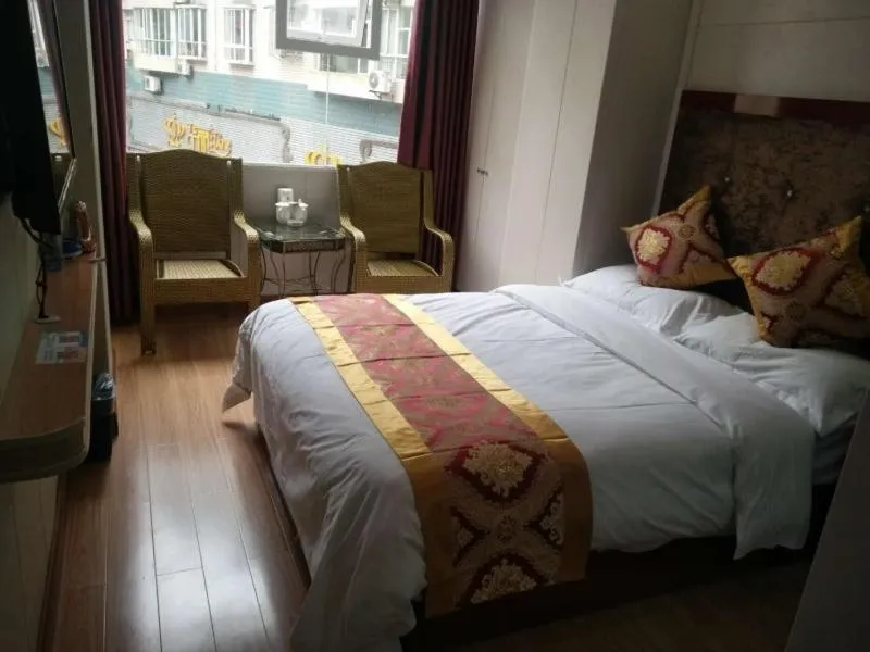 Shell Chongqing Chengkou County Passenger Transport Center Hotel