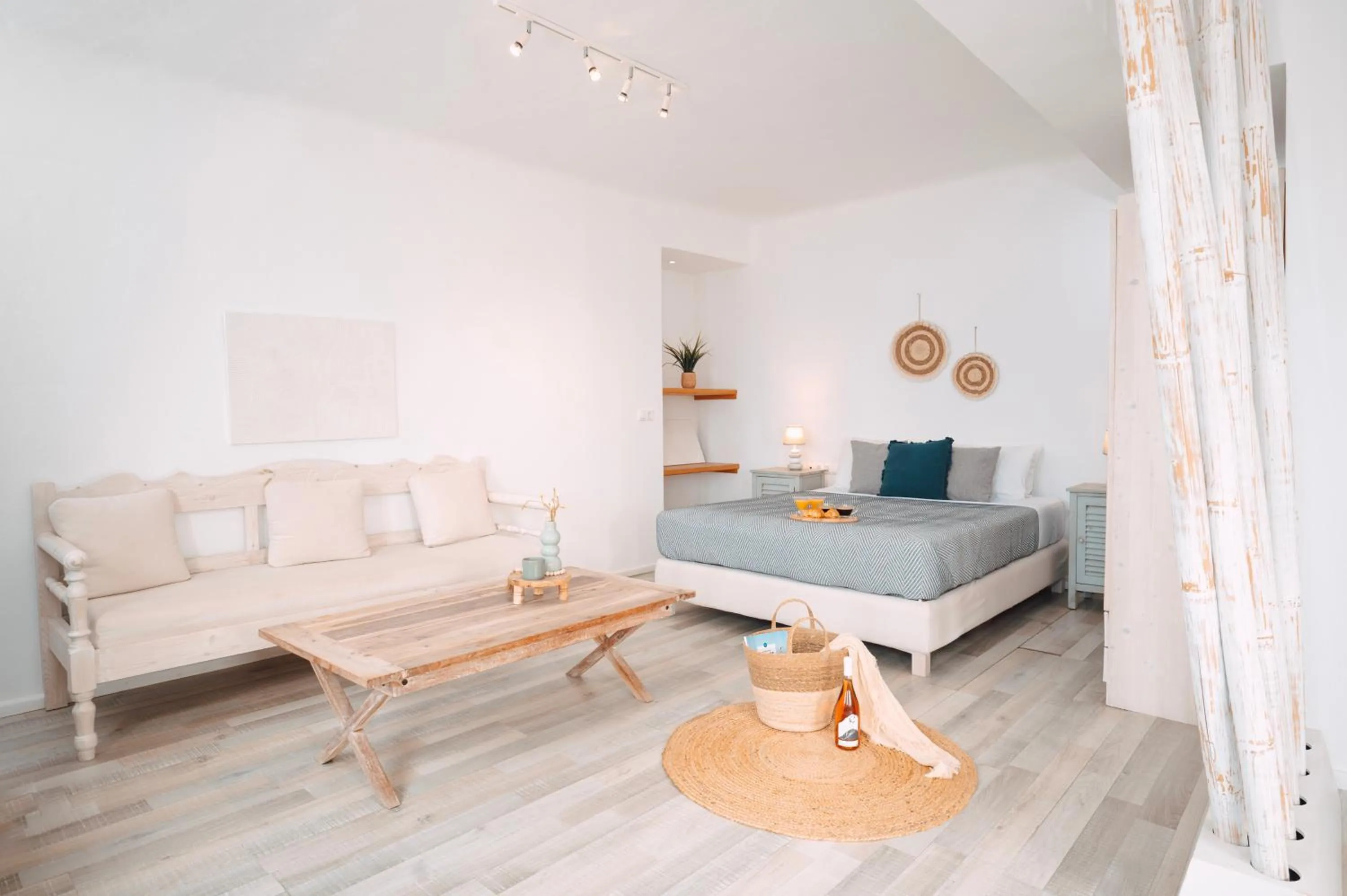 With-inn Mykonos Suites