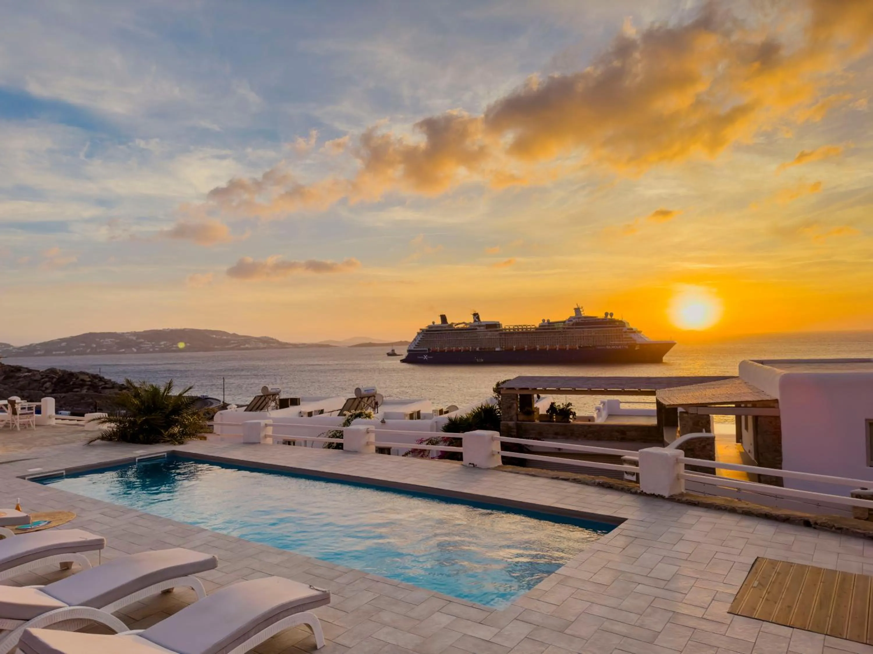 Pool view in With-inn Mykonos Suites