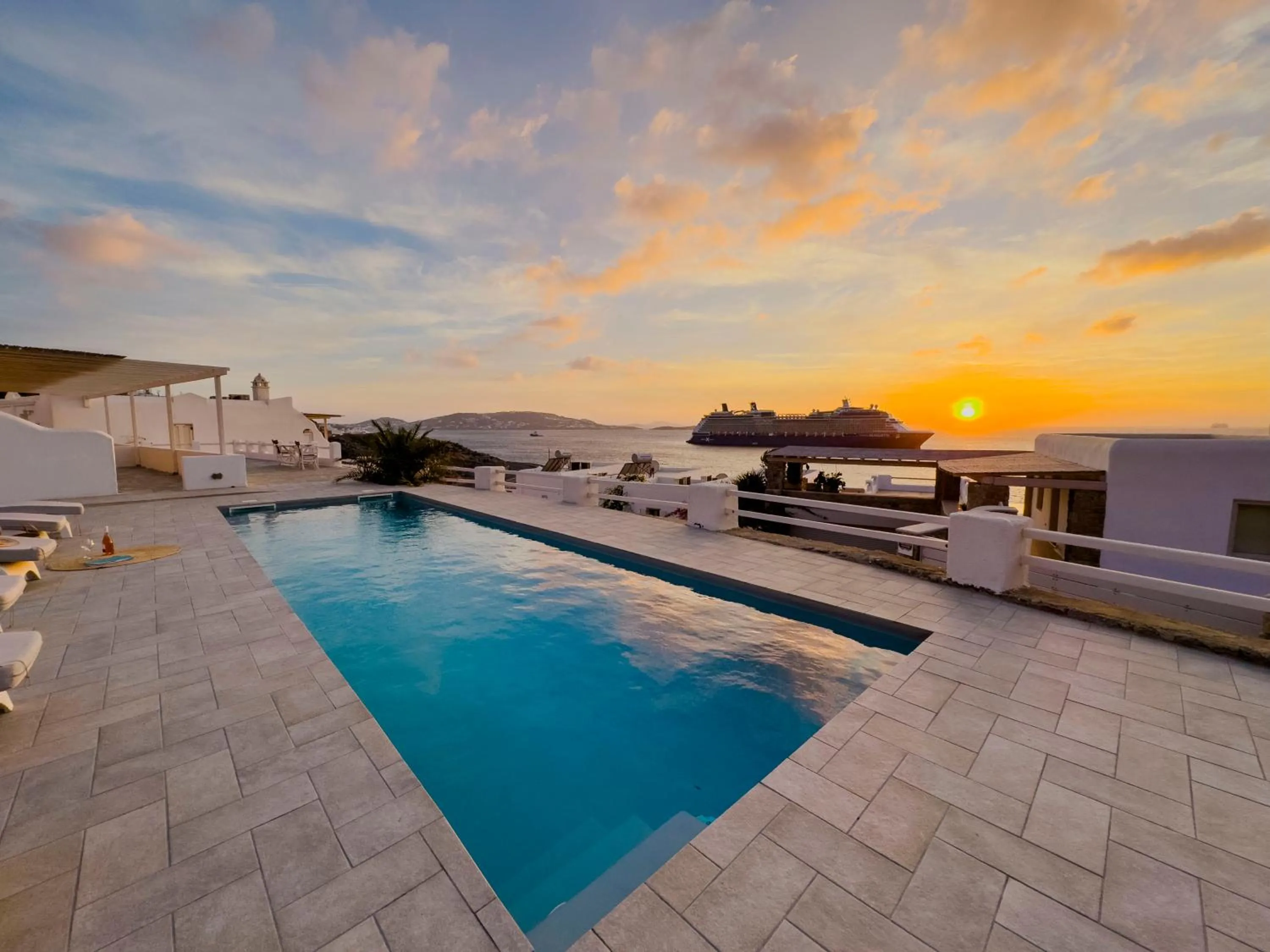 Pool view in With-inn Mykonos Suites