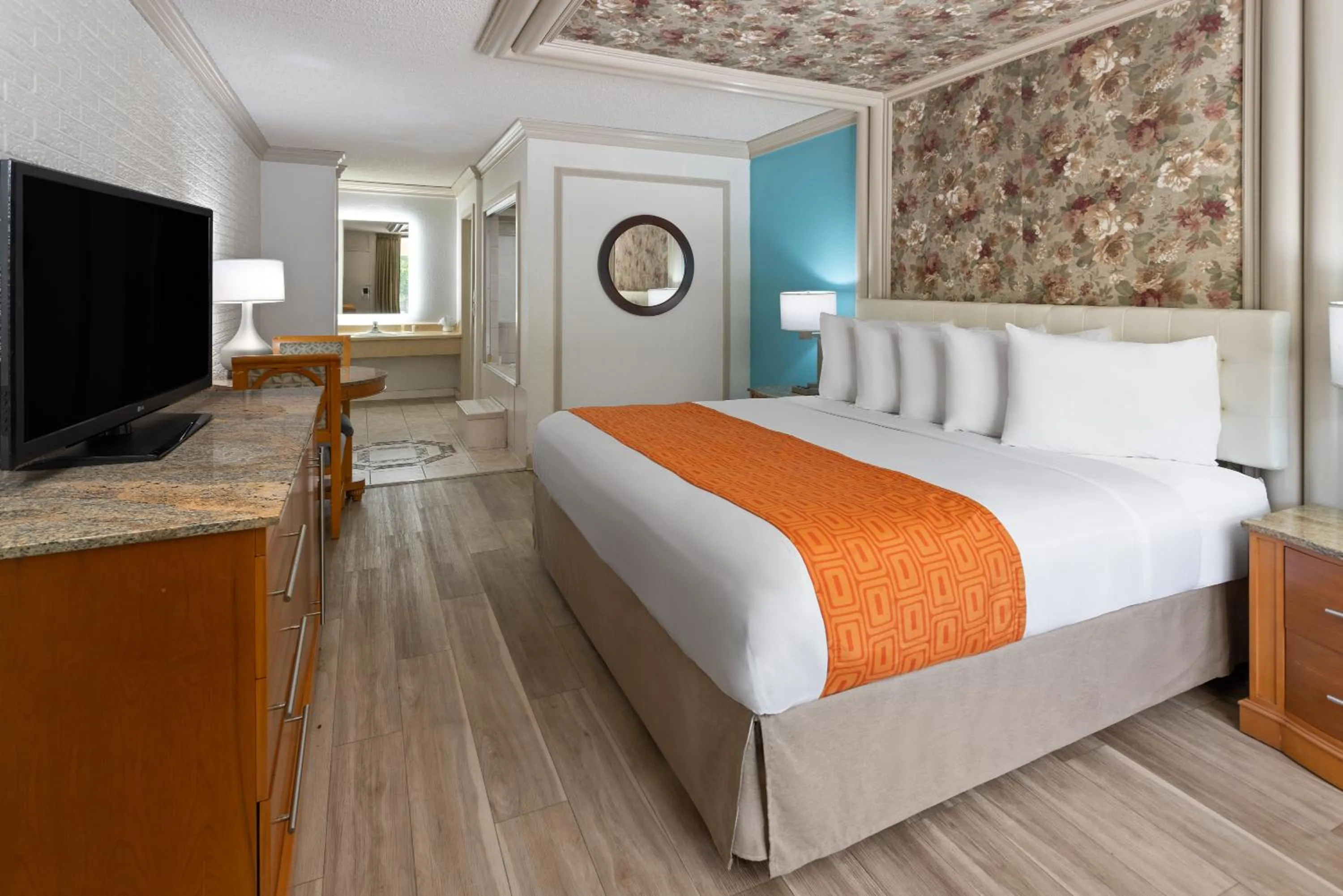 View (from property/room), Bed in Inn at Atlantic City Hotel & Banquet