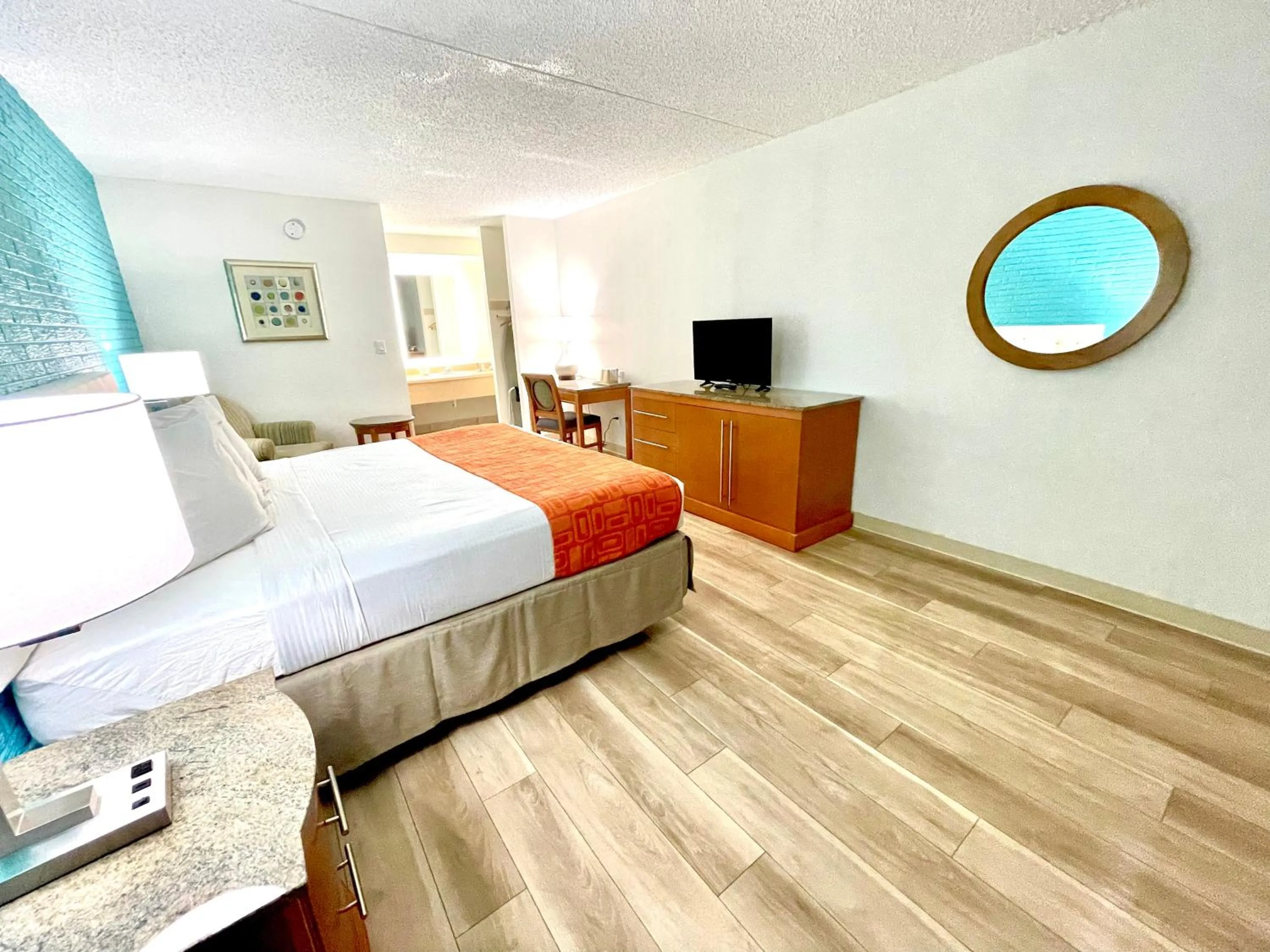 Photo of the whole room, Bed in Inn at Atlantic City Hotel & Banquet