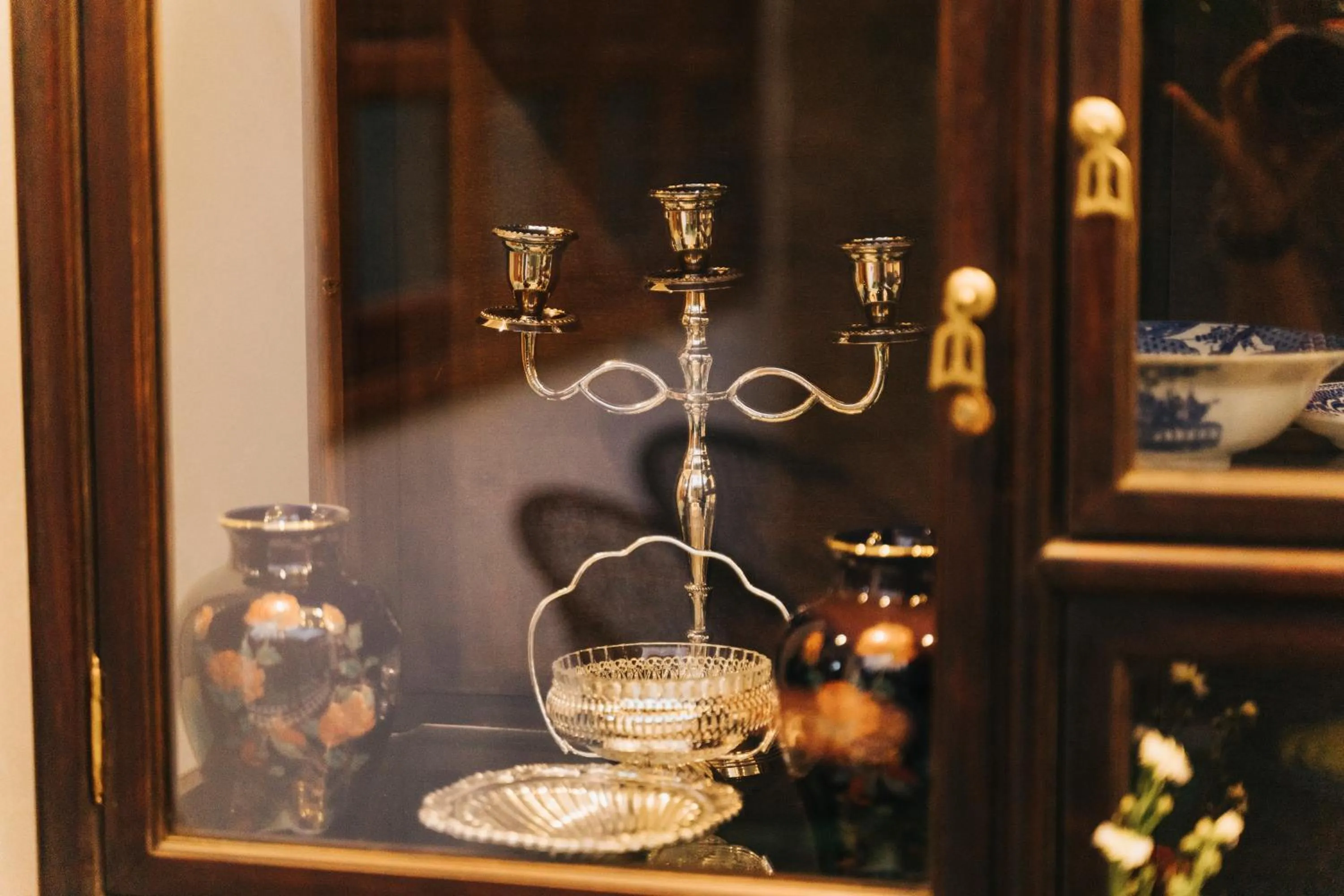 Decorative detail in Hue 1962 INN