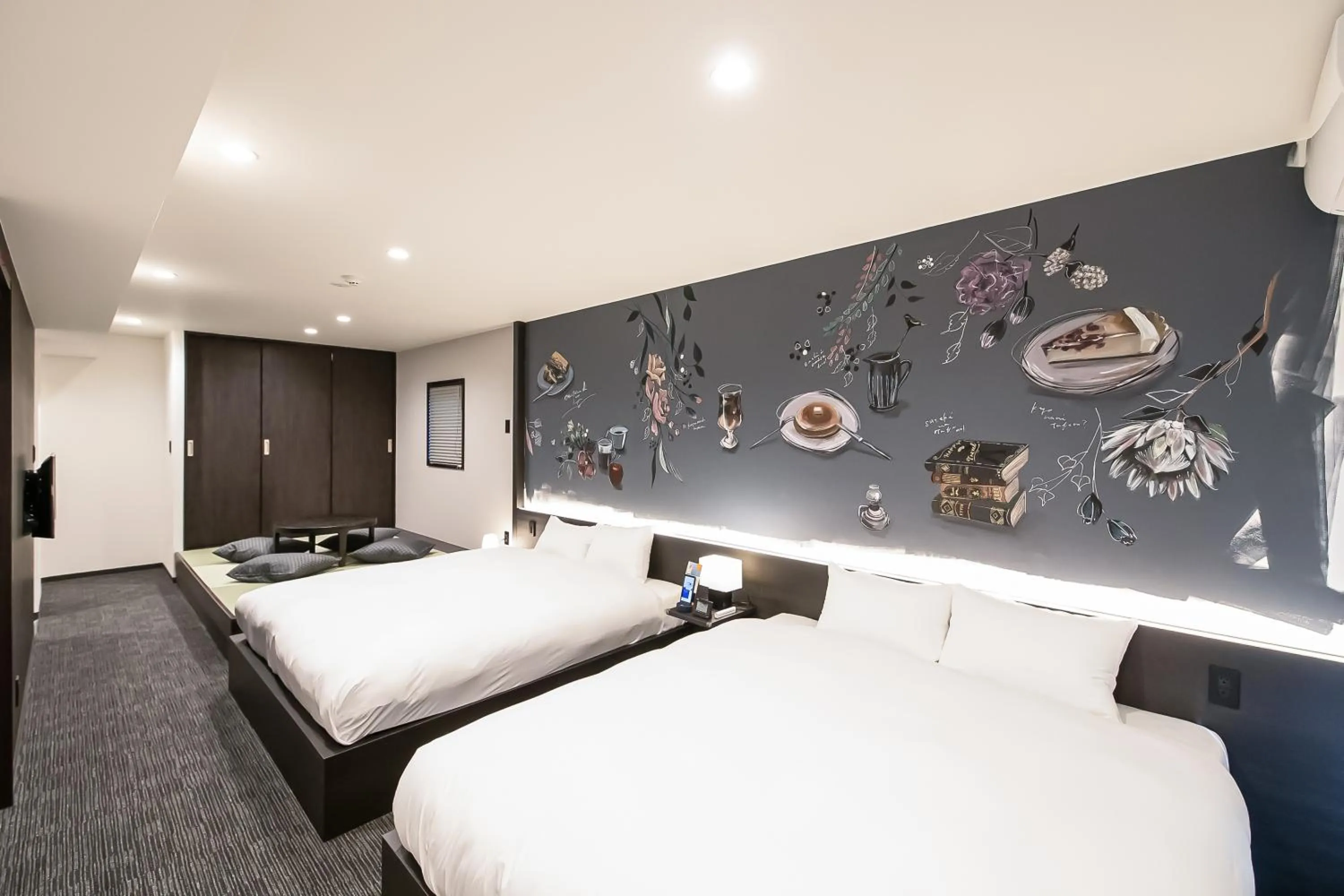 Bed in Akari Nijo-jo