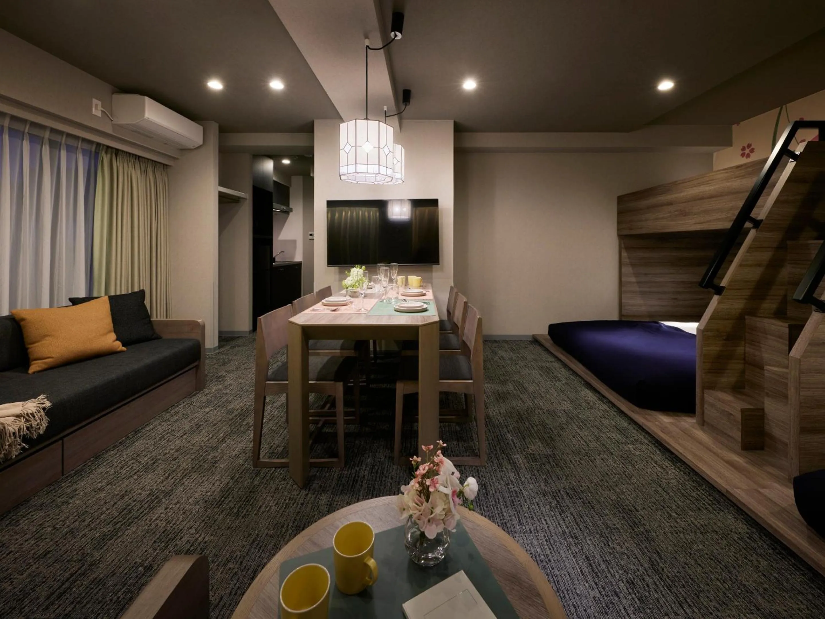 Bed in Minn Ueno Iriya