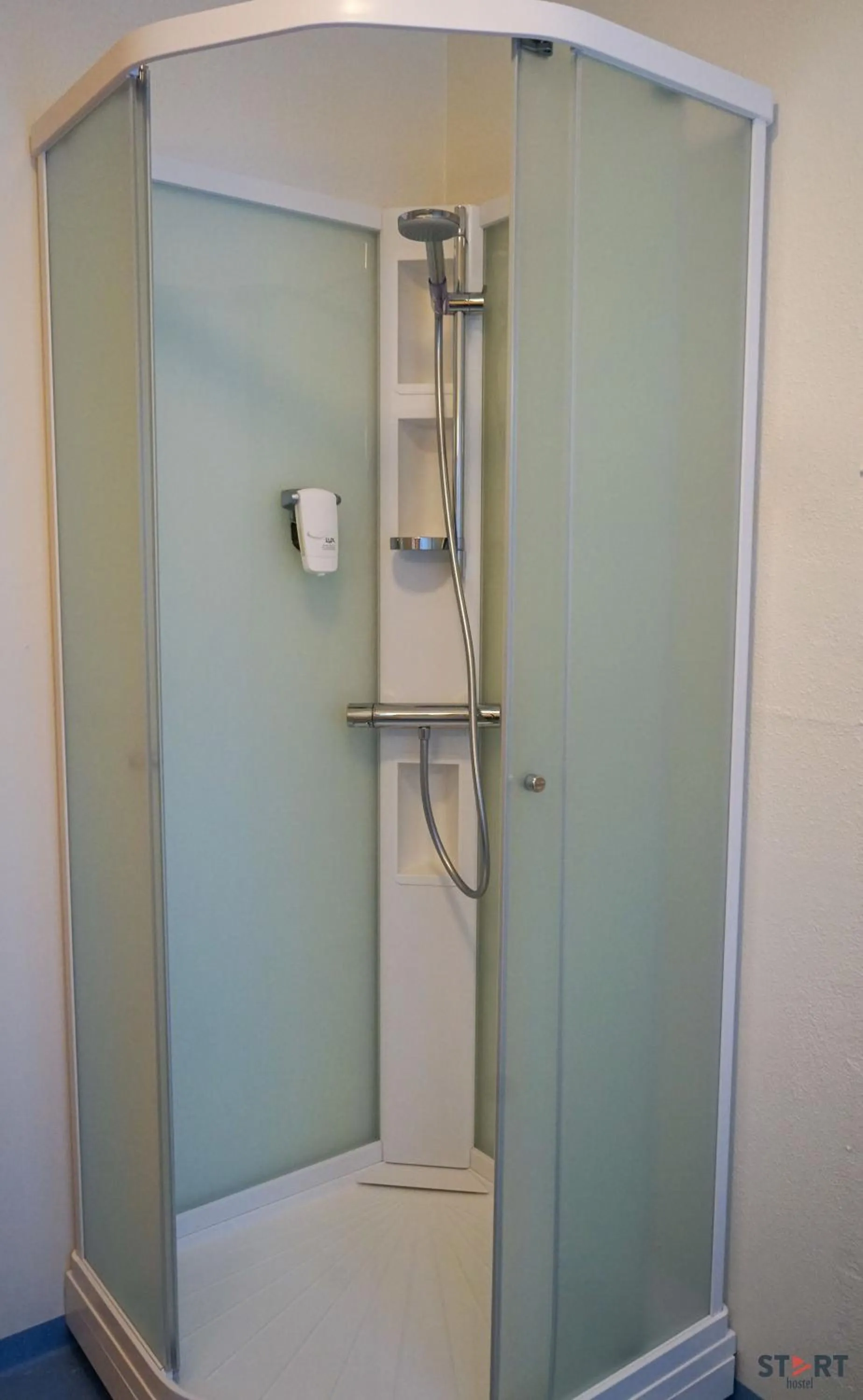 Start Keflavík Airport