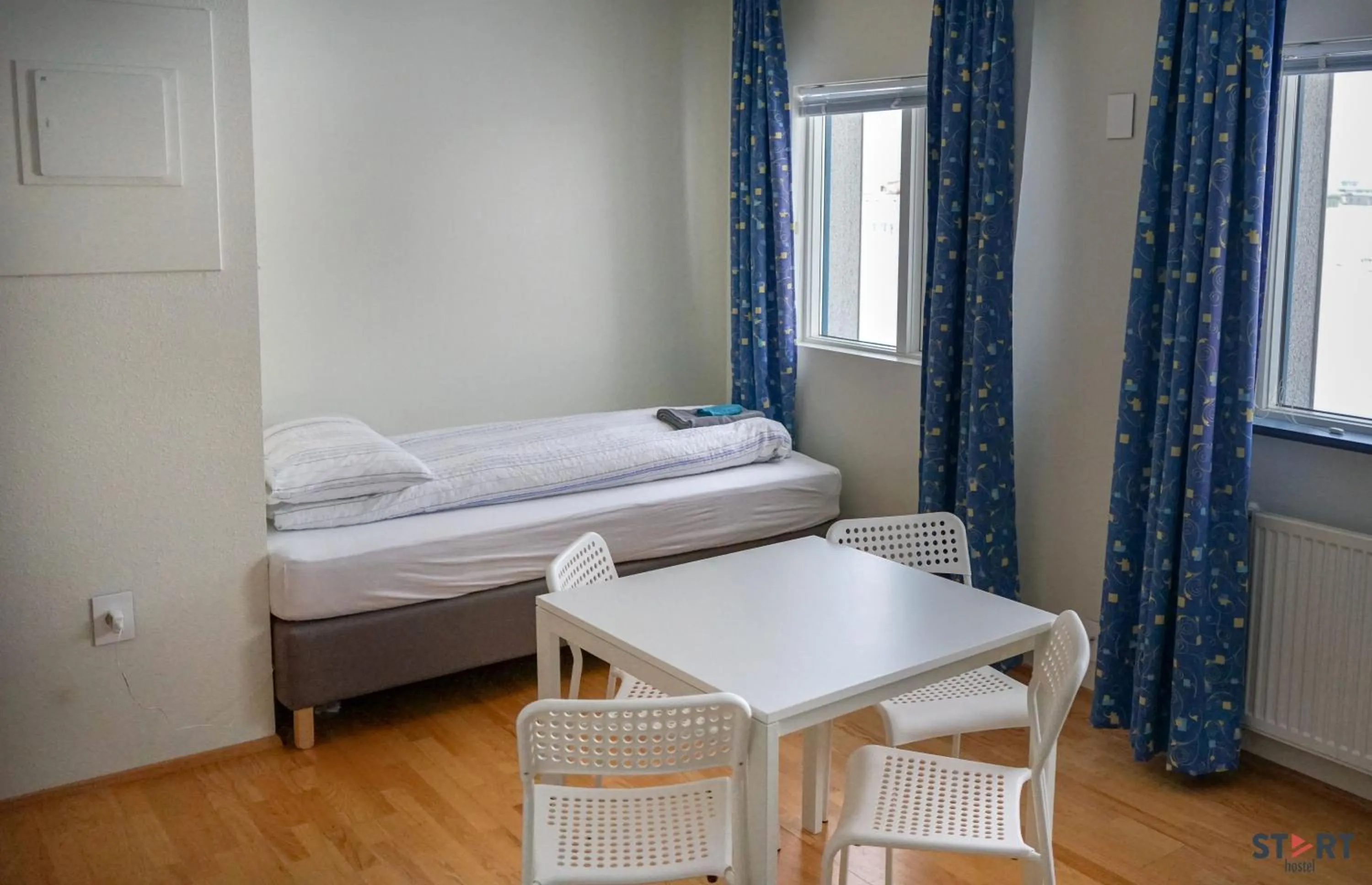 Bed in Start Keflavík Airport