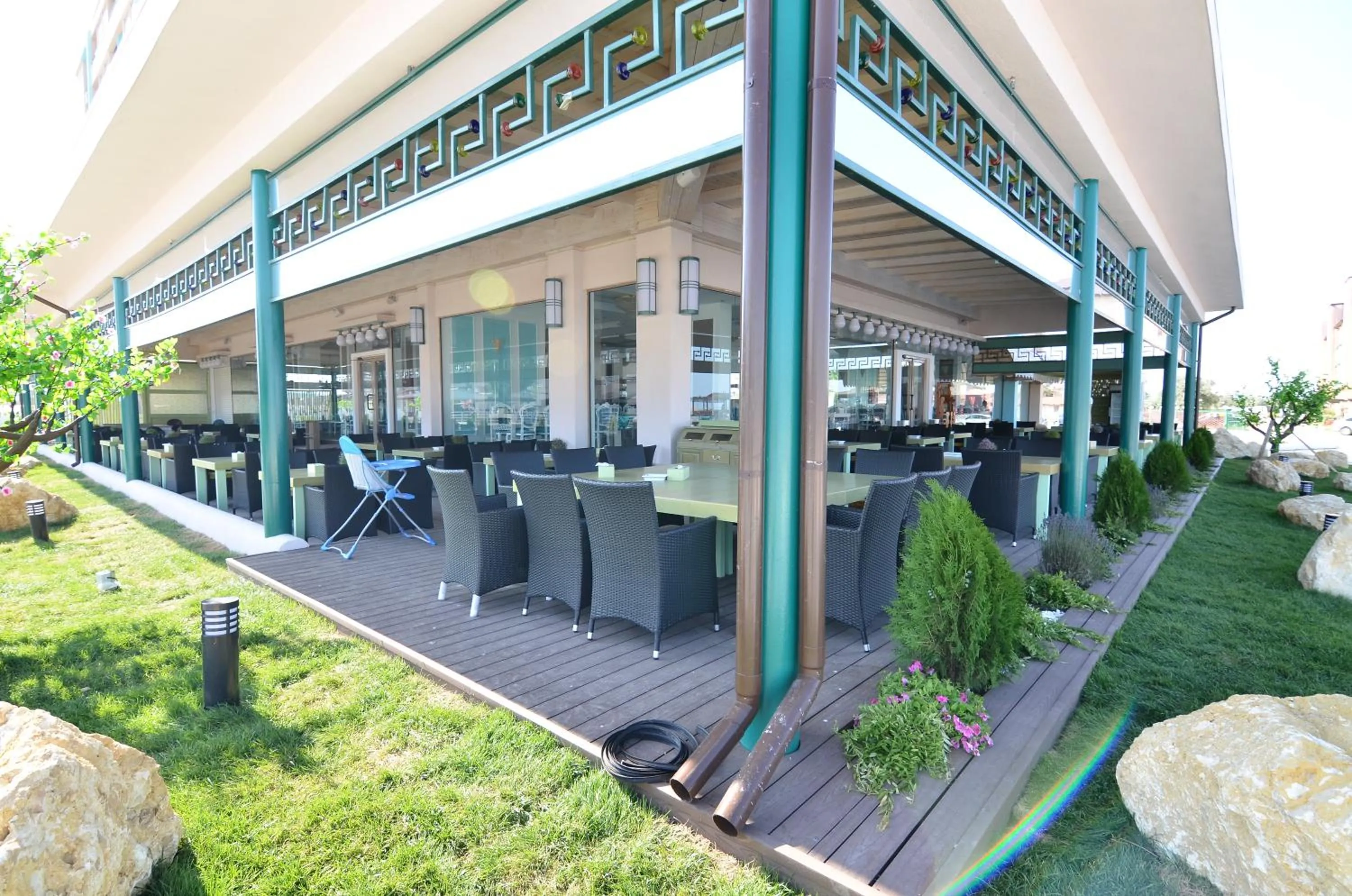 Restaurant/places to eat in Phoenicia Luxury Hotel