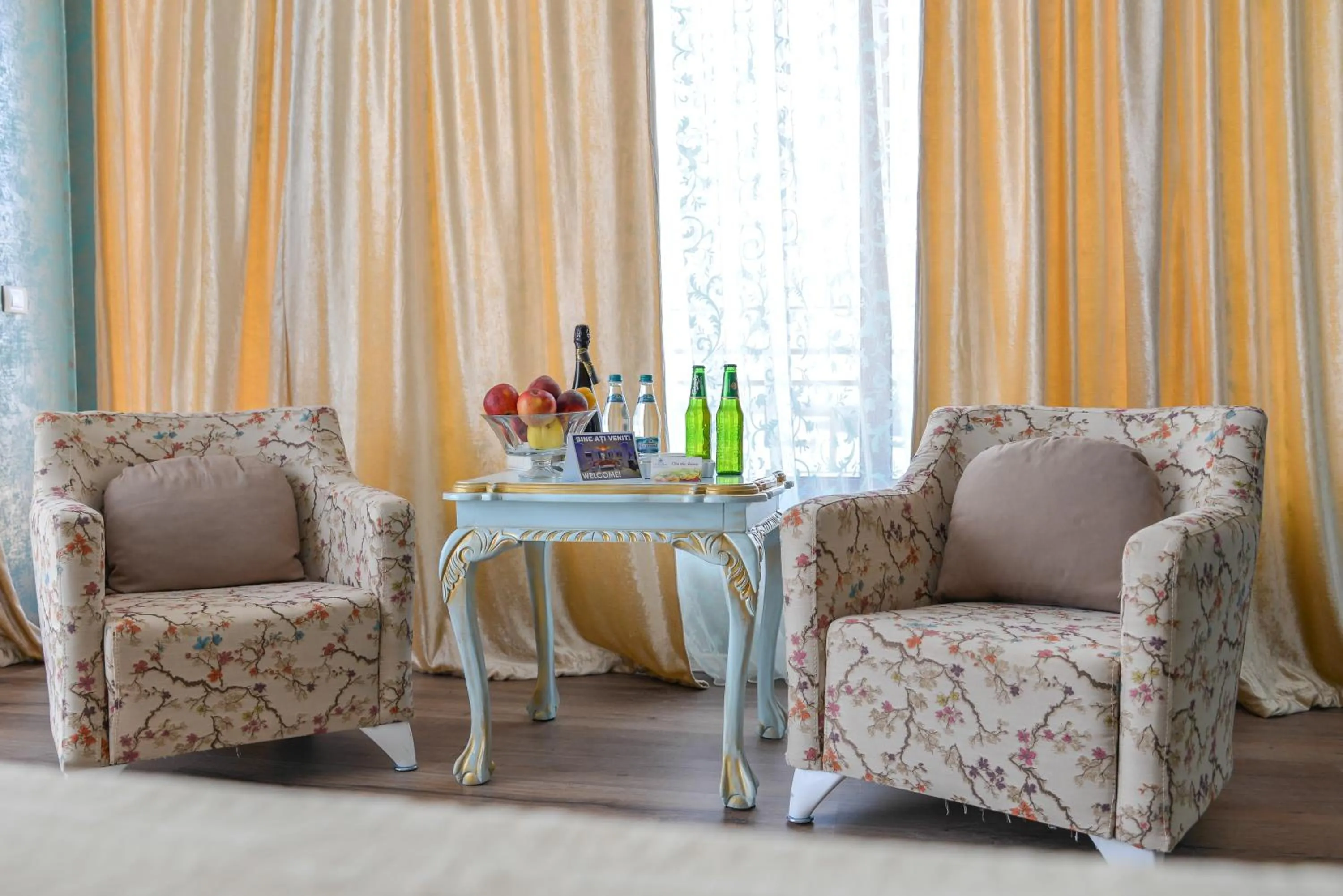 Photo of the whole room in Phoenicia Luxury Hotel