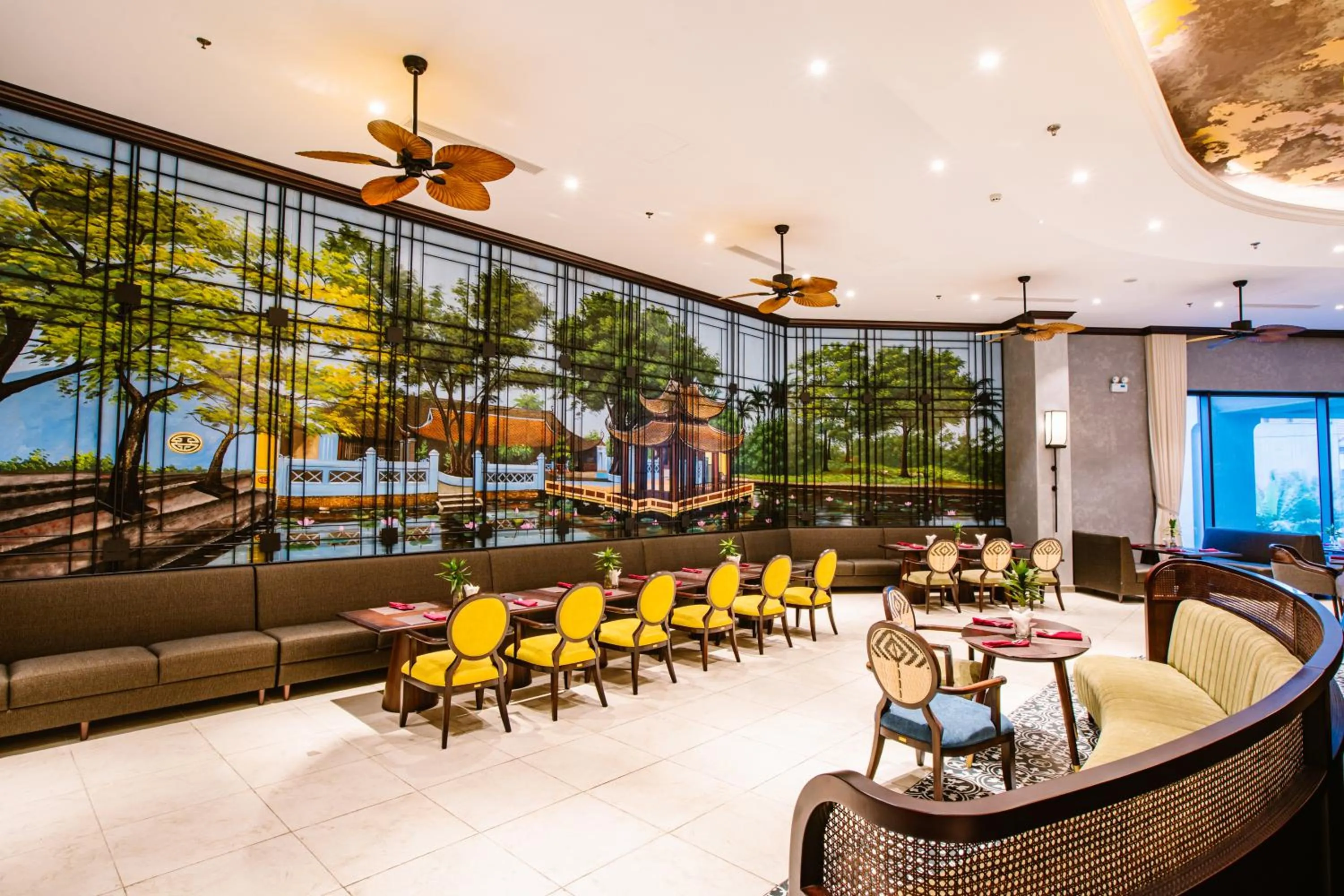 Restaurant/places to eat in Grand Phoenix Hotel Bac Ninh