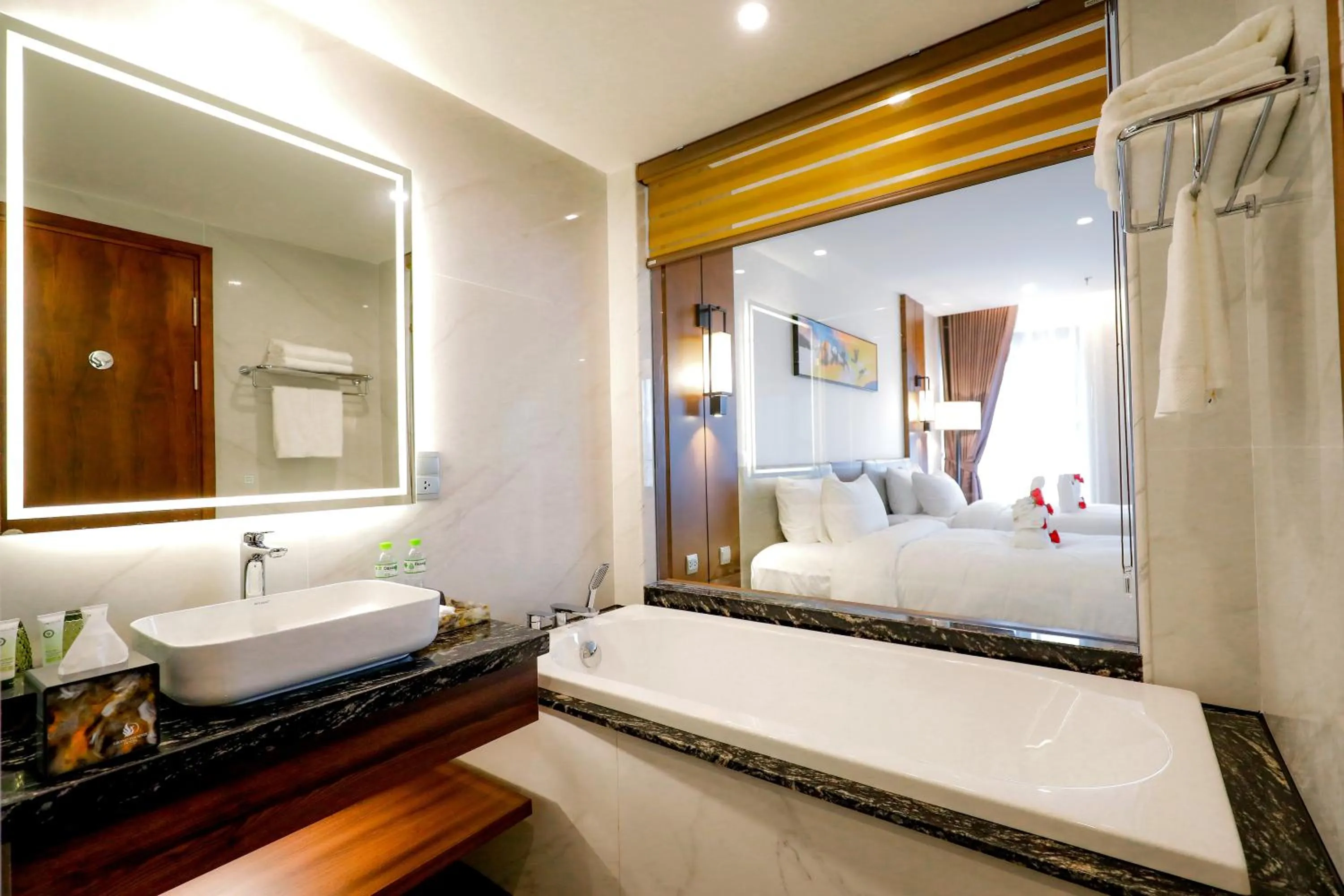 Bathroom, Bed in Grand Phoenix Hotel Bac Ninh