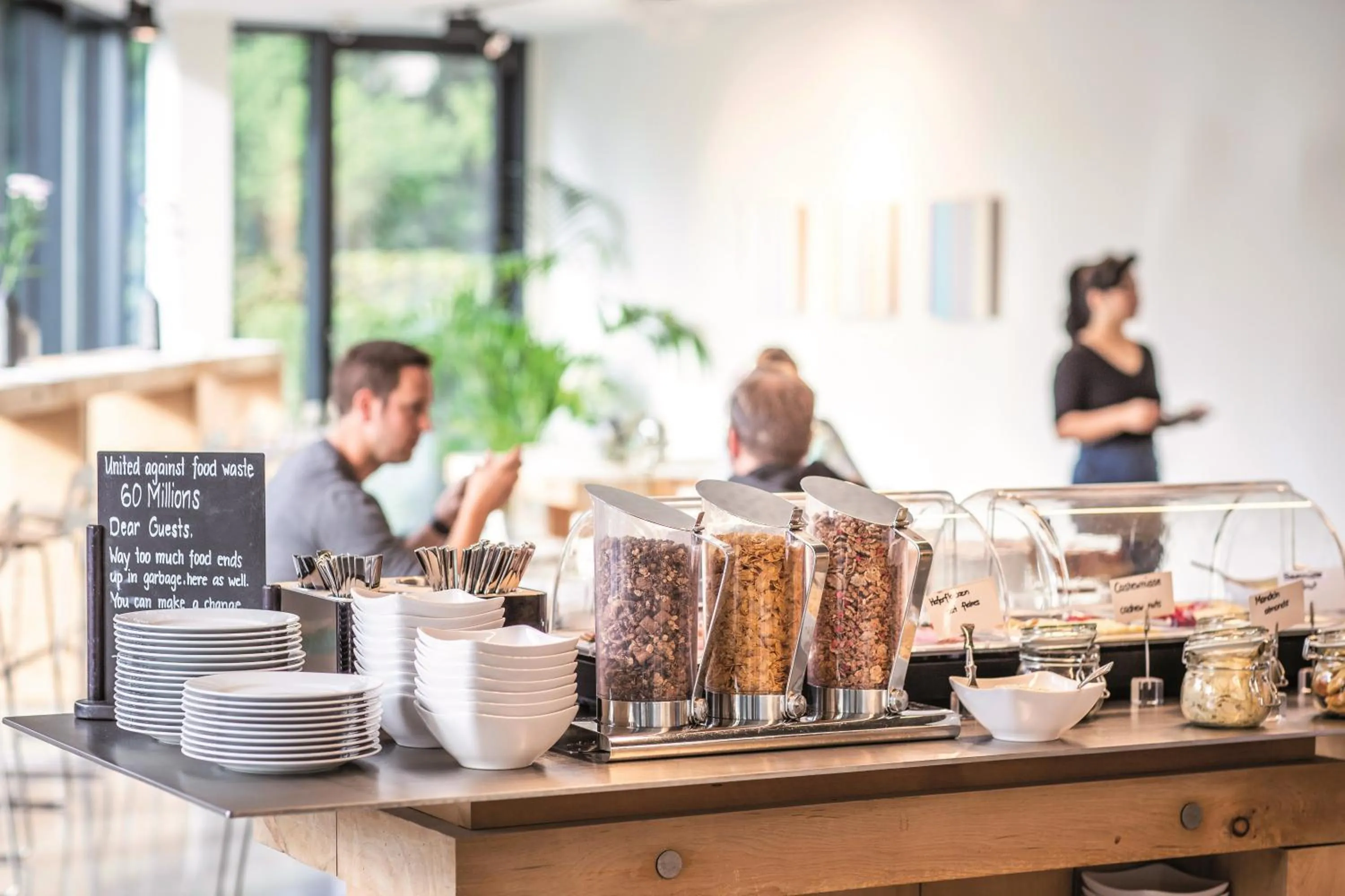 Buffet breakfast in THE FLAG Zürich