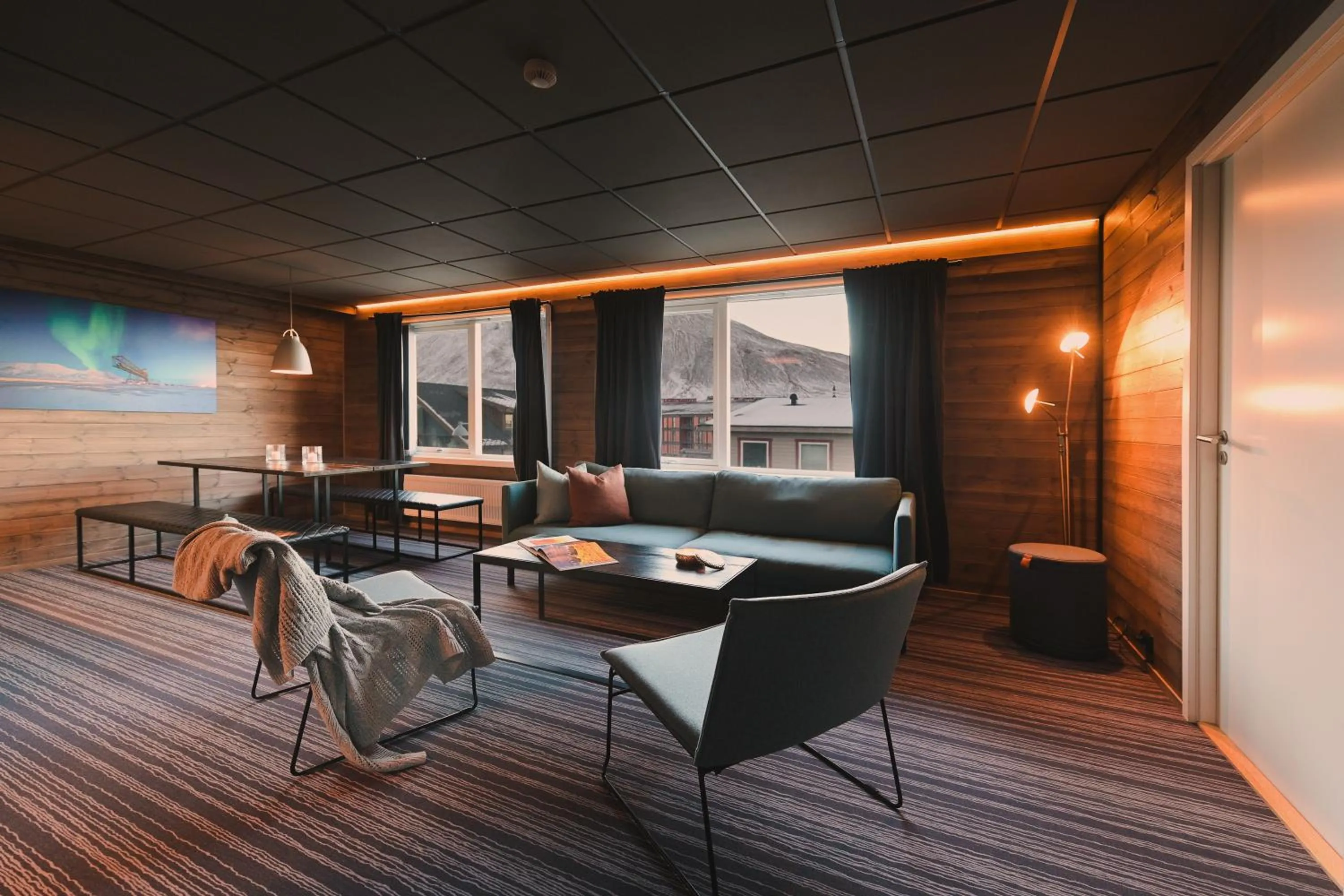 Living room in Svalbard Hotell | Lodge