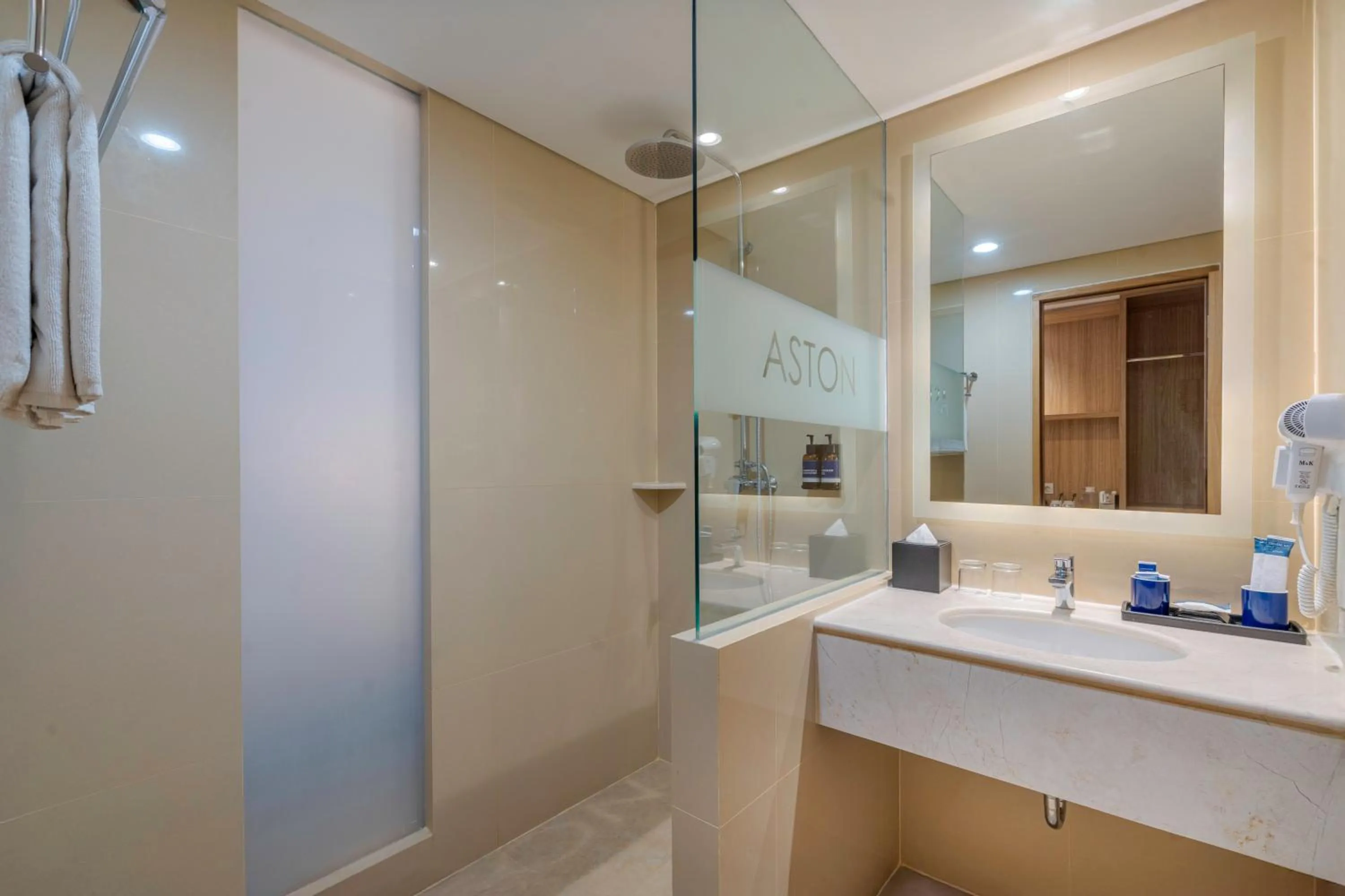 Aston Gresik Hotel & Conference Center