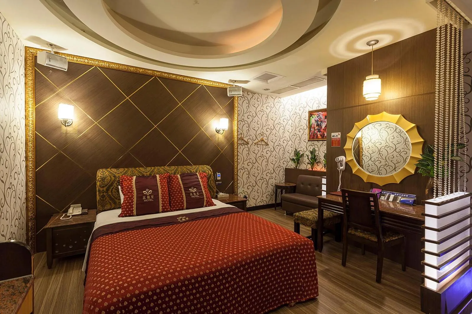 Photo of the whole room, Bed in PGS Motel