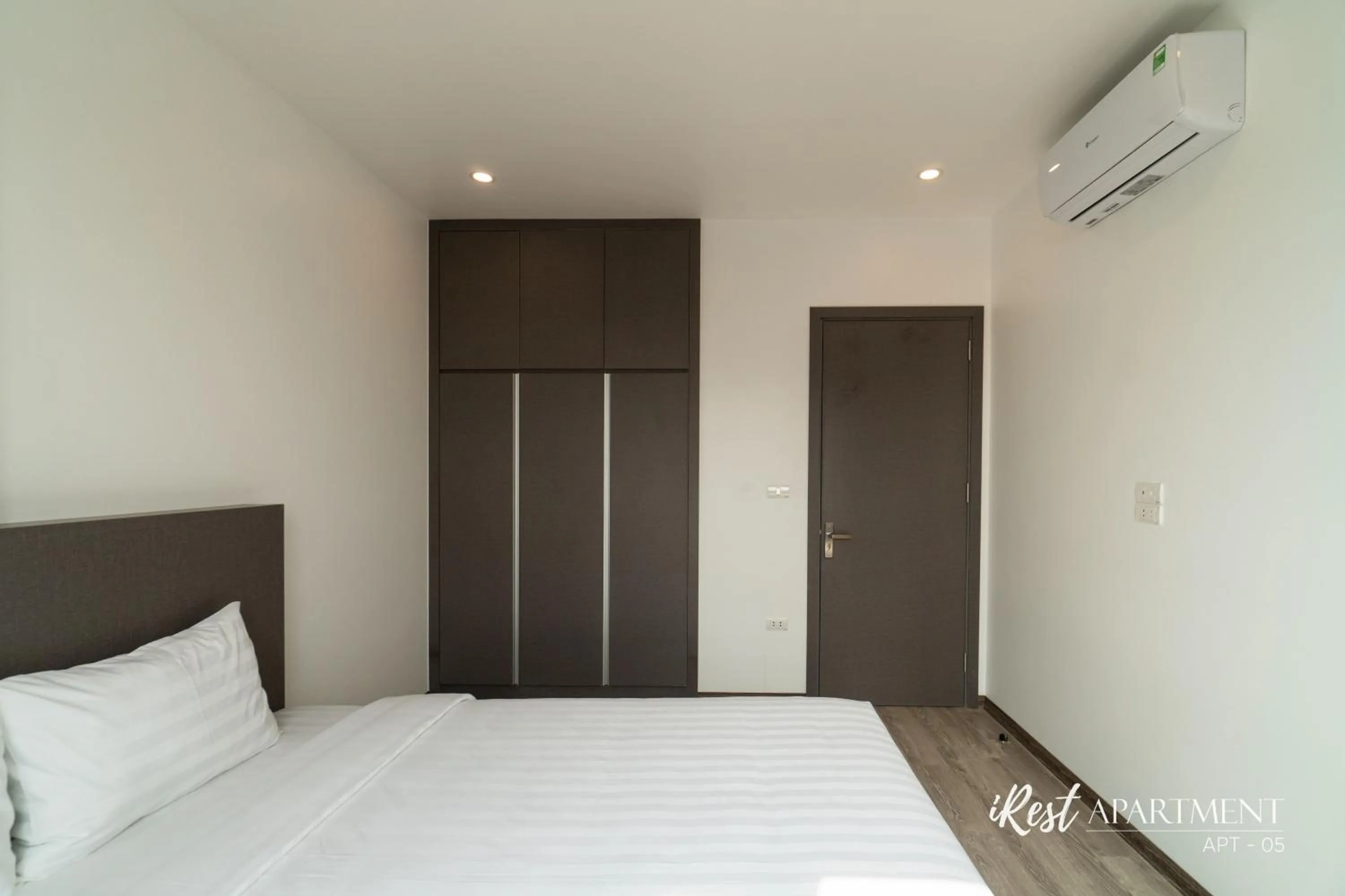 Bed in iRest Apartment Vinh Yen