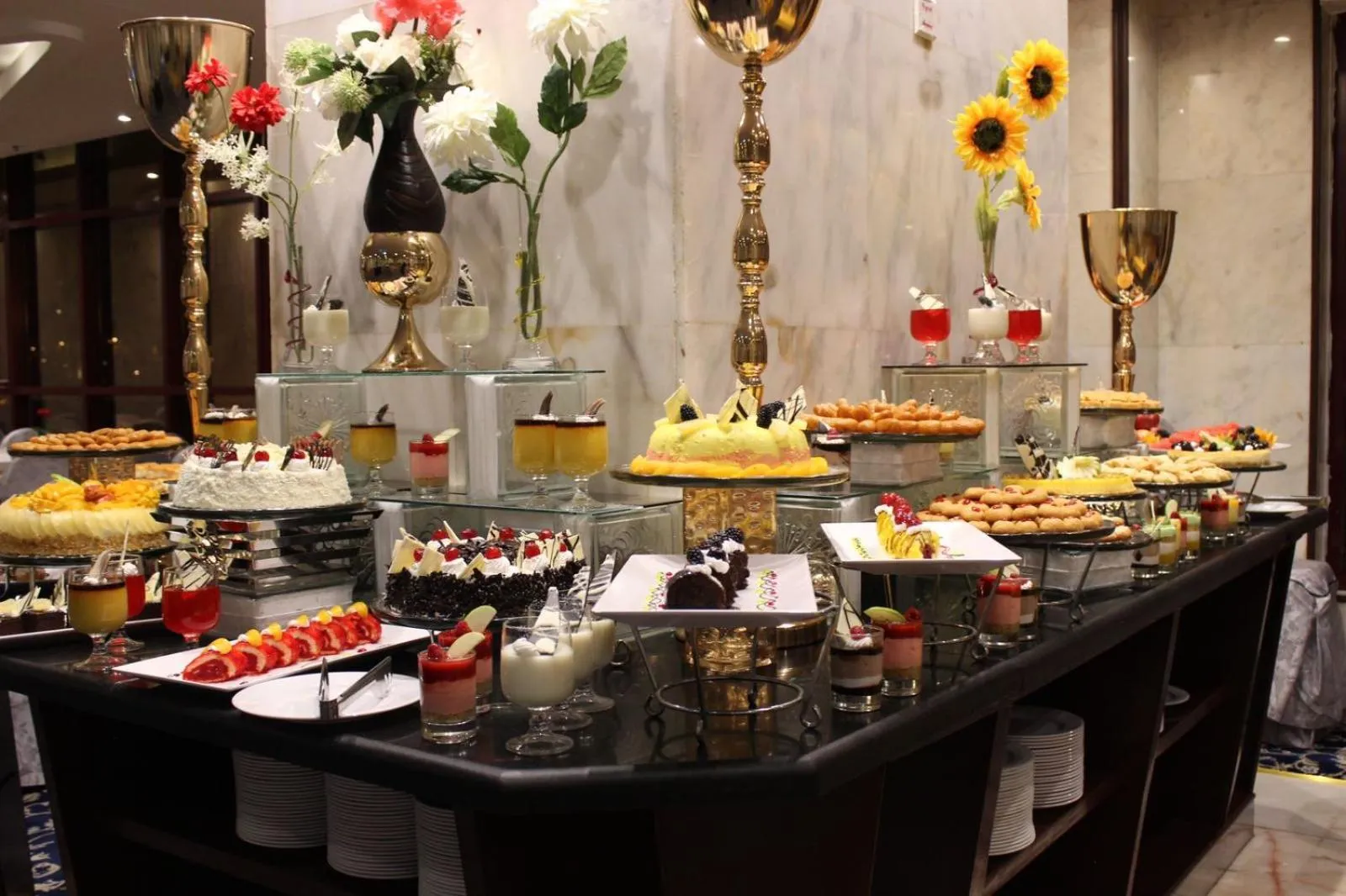 Food and drinks in Maysan Al Mashaer Hotel