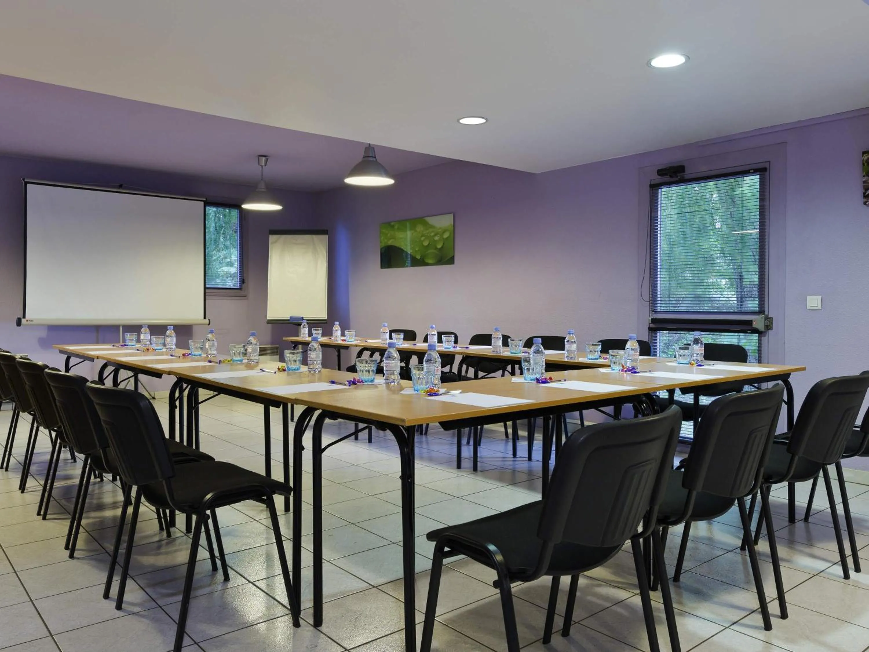 Meeting/conference room in ibis budget Chilly-Mazarin Les Champarts