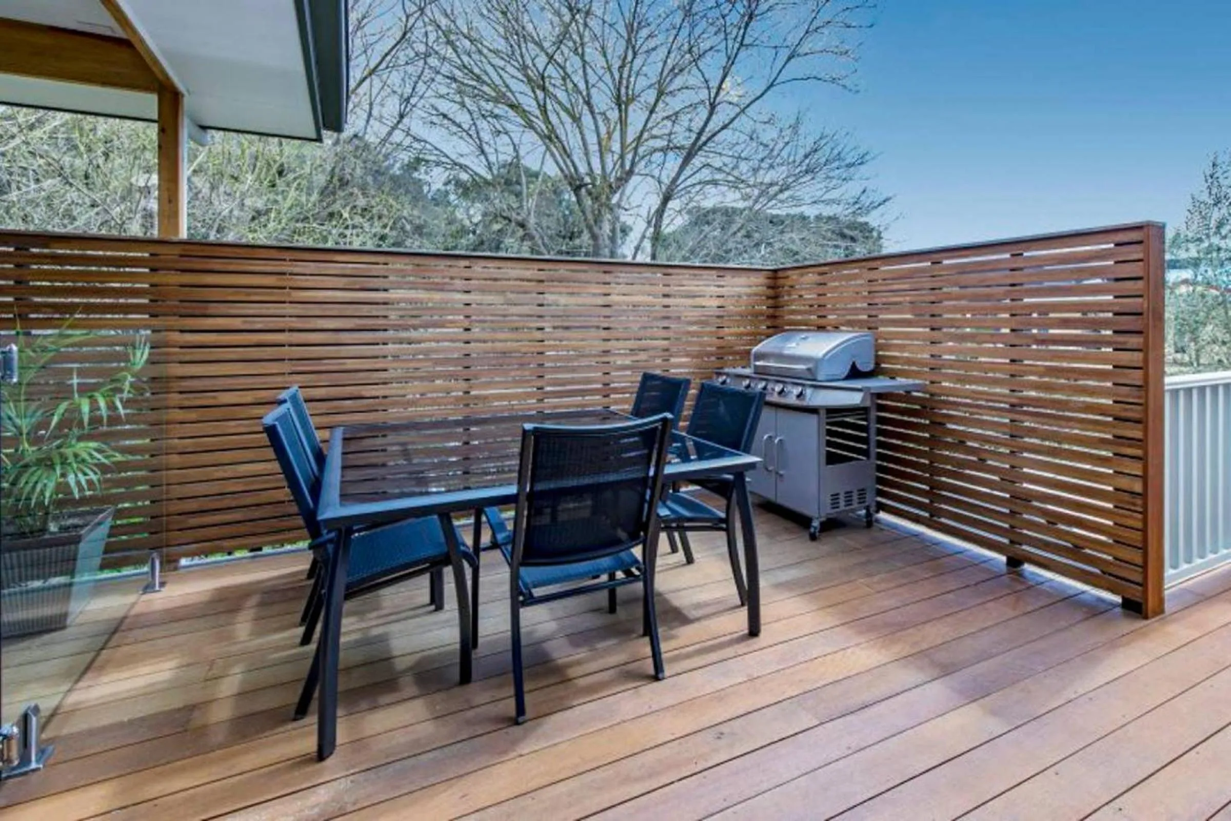 Patio in HALE KUPA Rye Beach House Spa Table Tennis