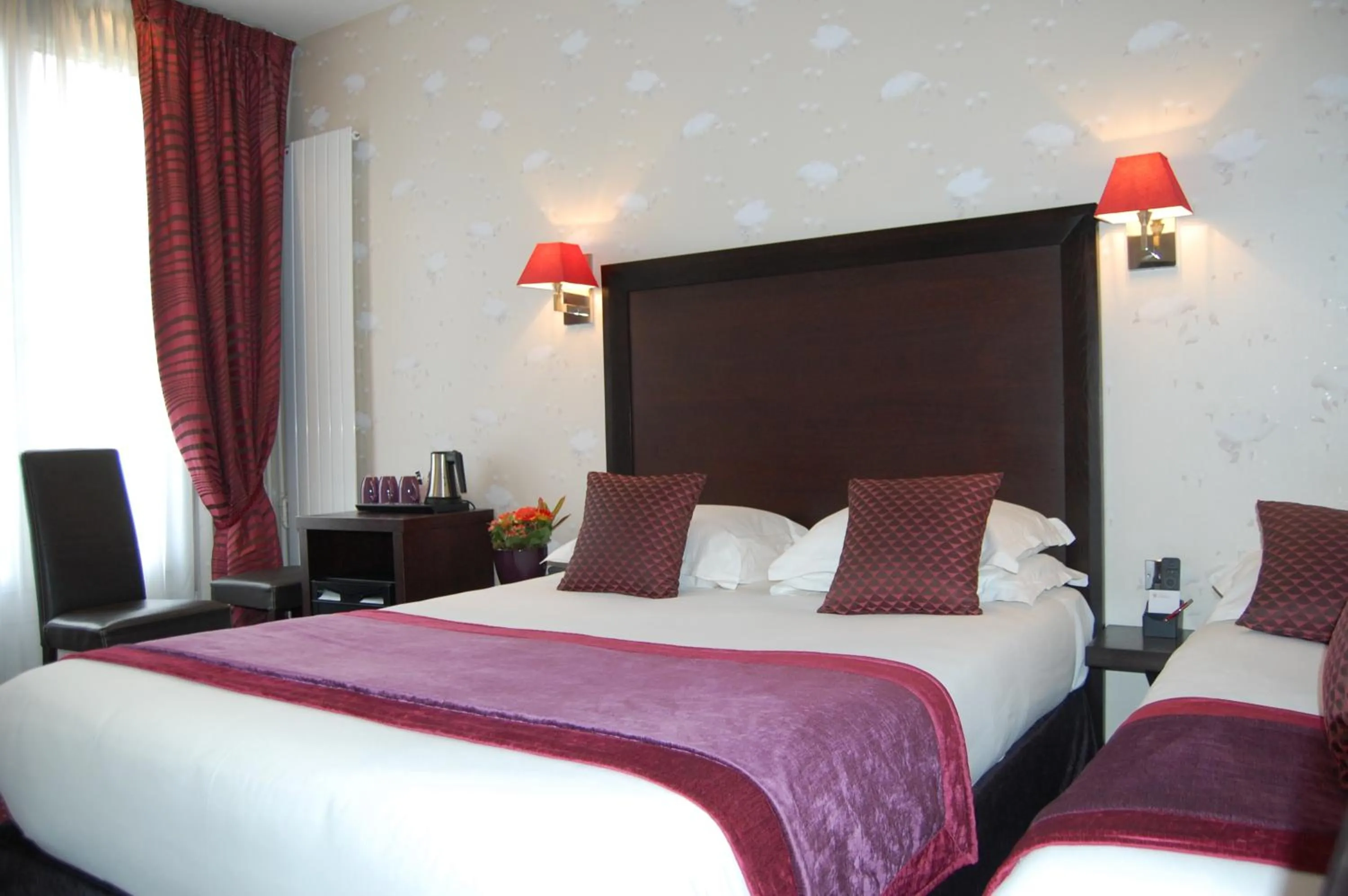 Bedroom, Bed in Virgina