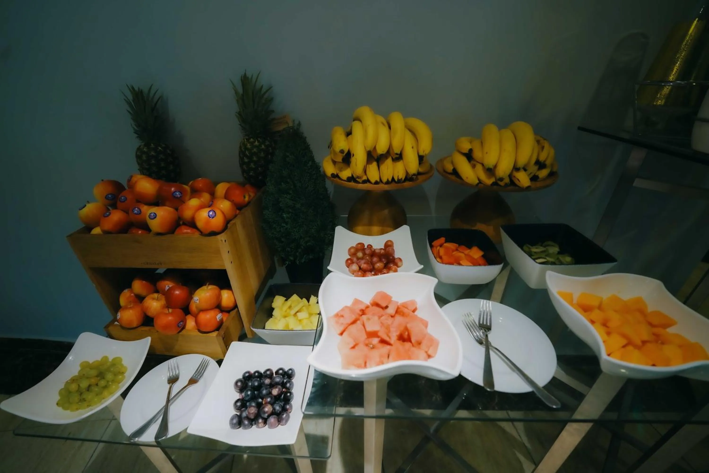 Dinner in Nour Althuria Hotel - Elaf Almaqam