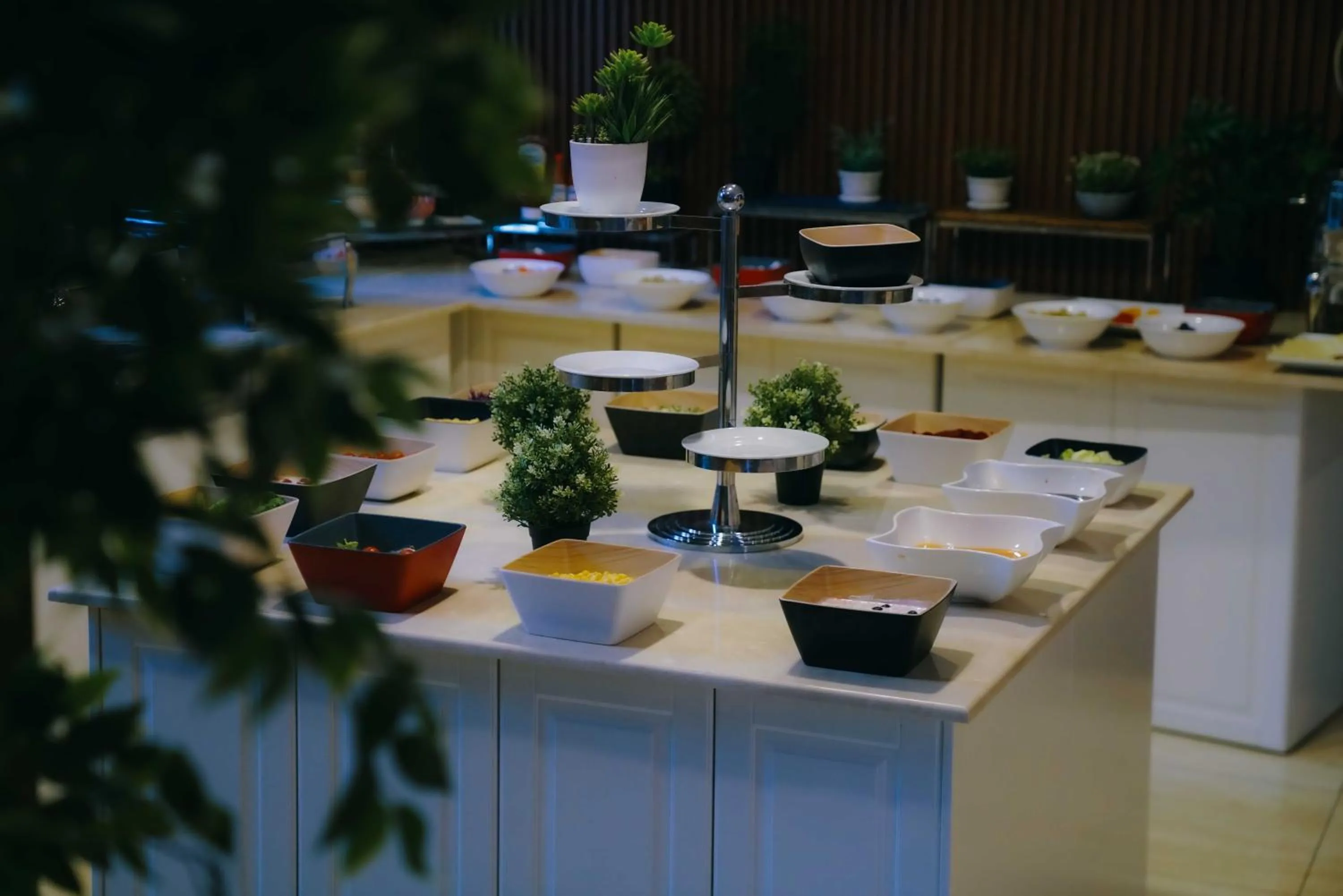 Buffet breakfast in Nour Althuria Hotel - Elaf Almaqam