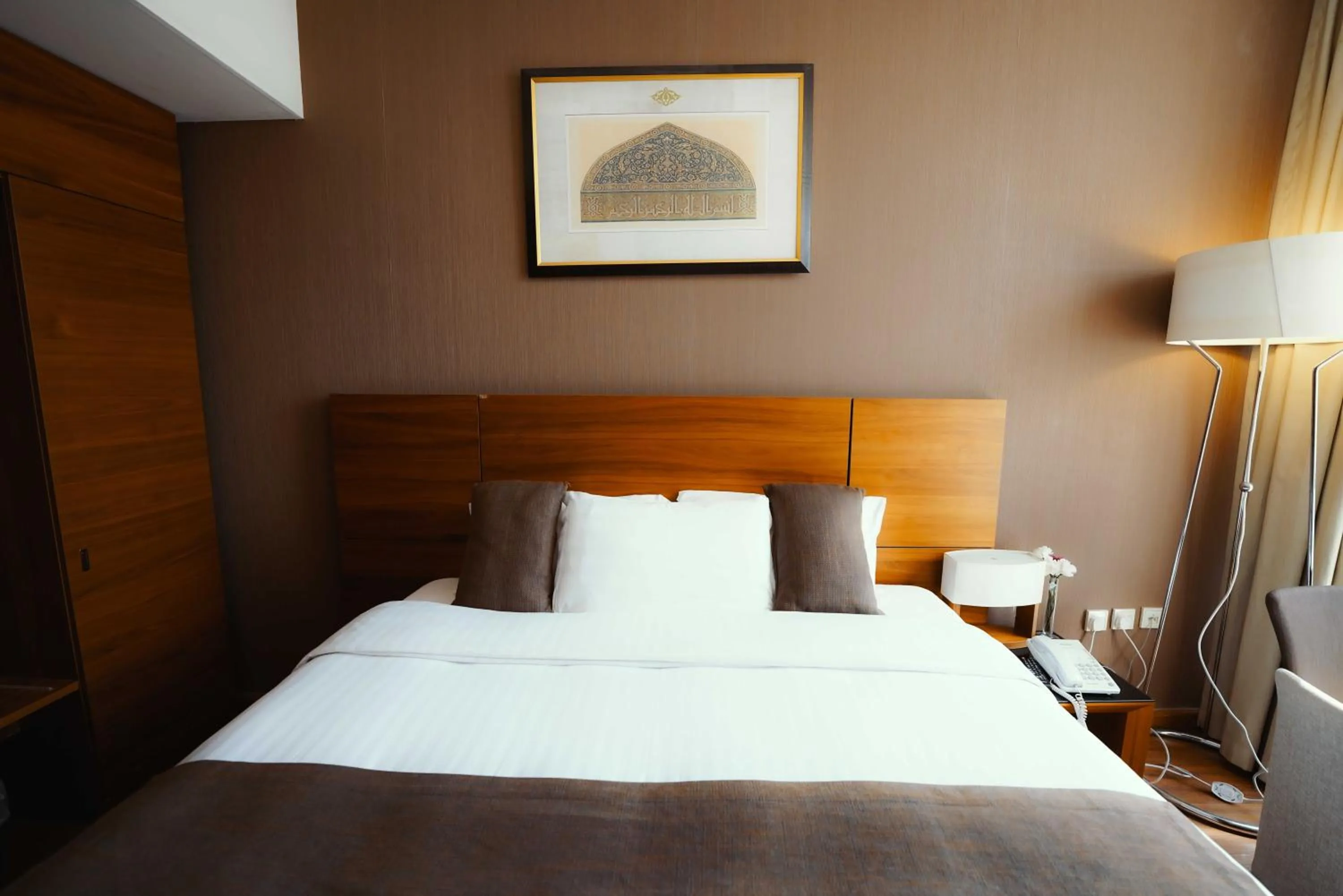 Bed in Nour Althuria Hotel - Elaf Almaqam