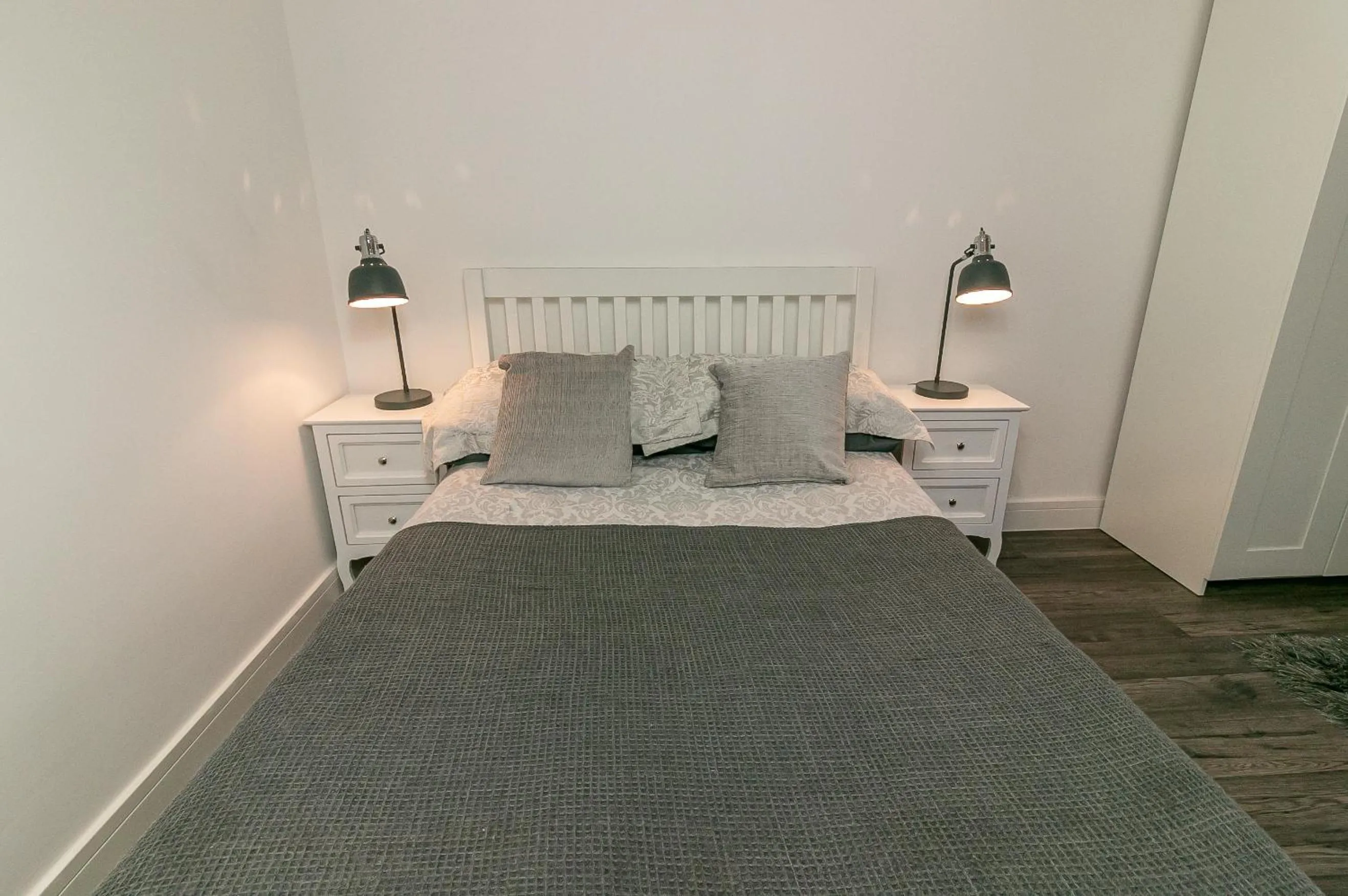 Bedroom, Bed in Denby Lodge