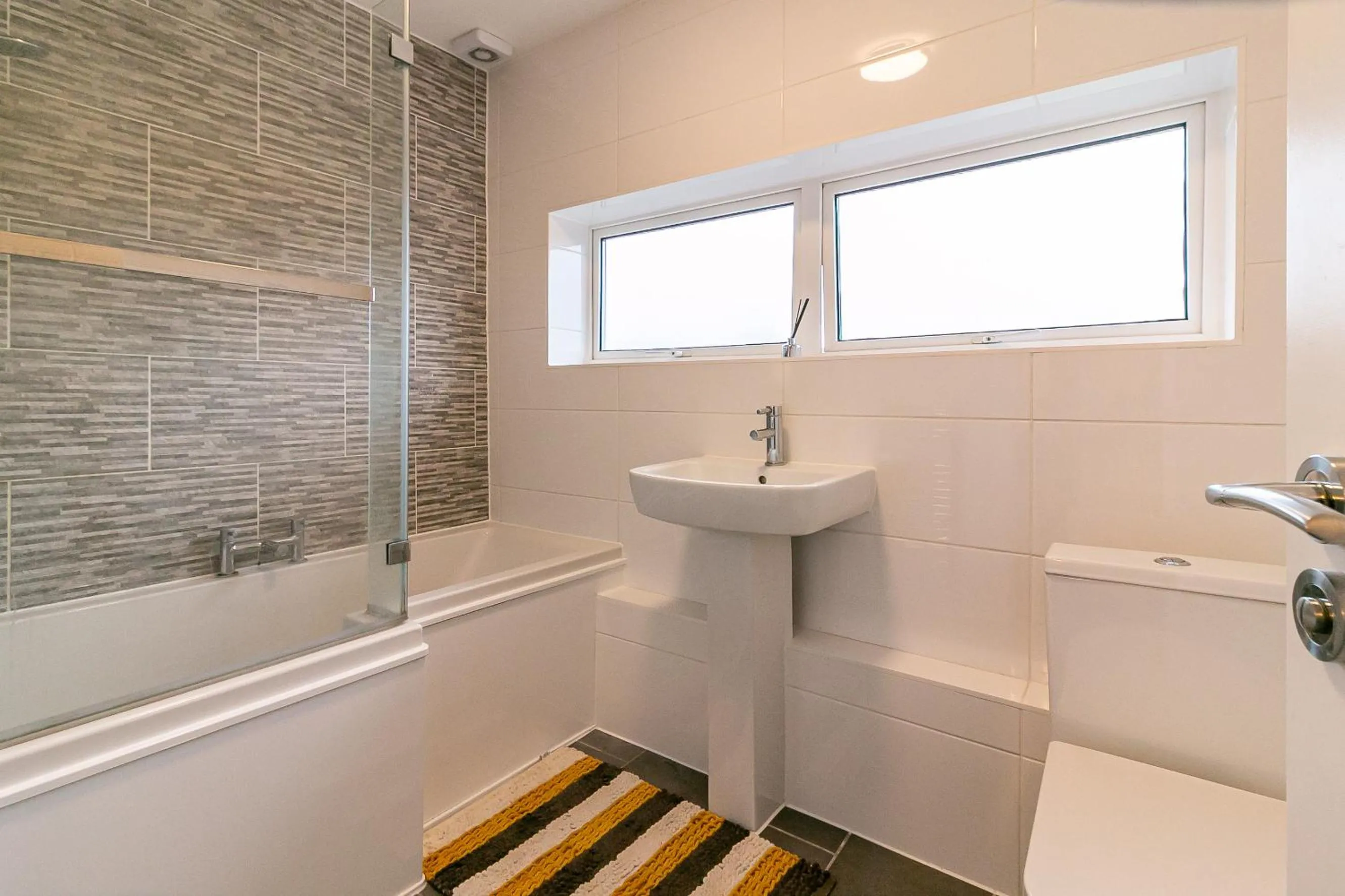 Kitchen or kitchenette in Denby Lodge