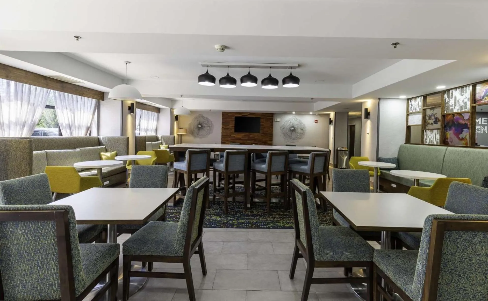 Breakfast in Hampton Inn East Windsor