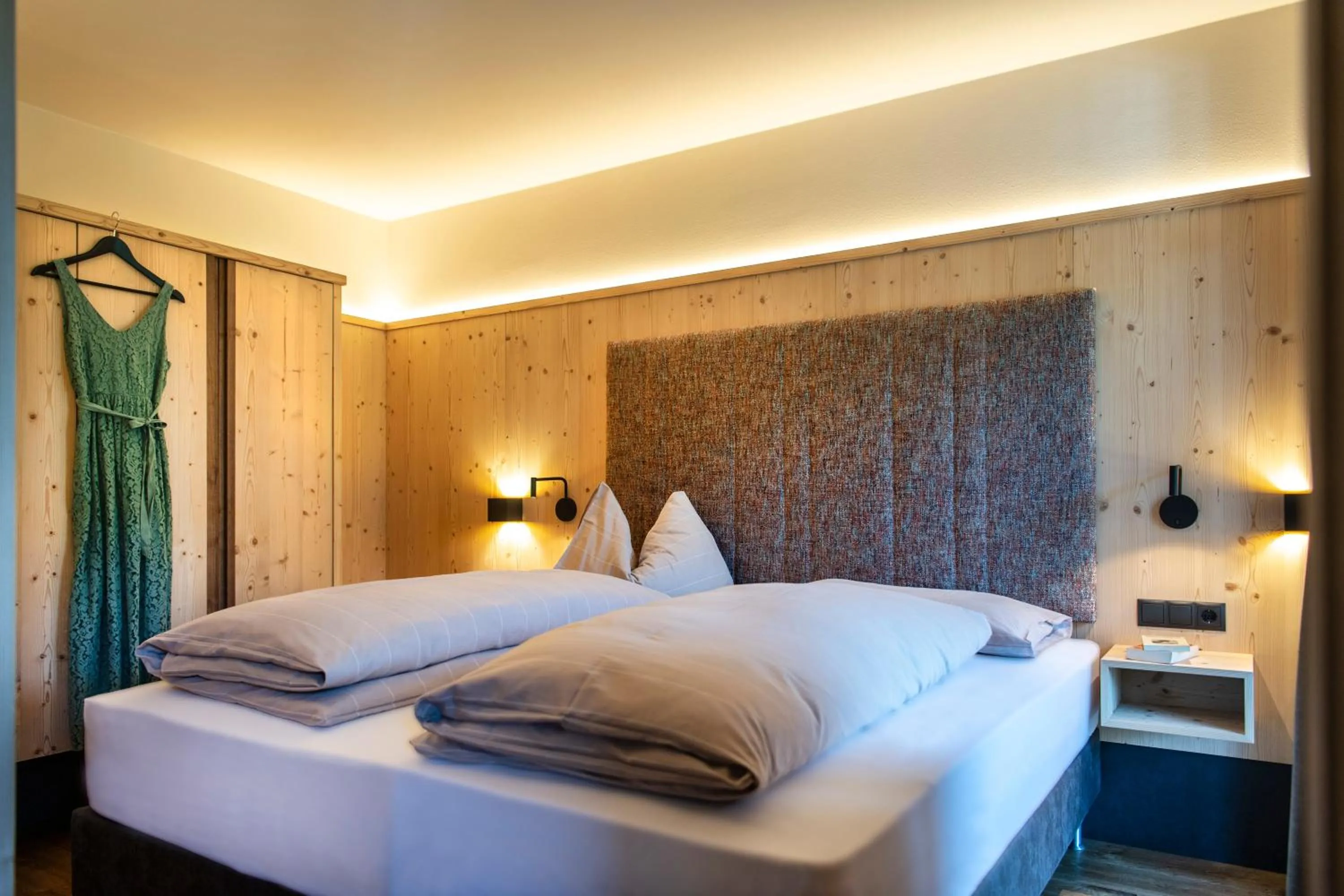 Hotel Paradies