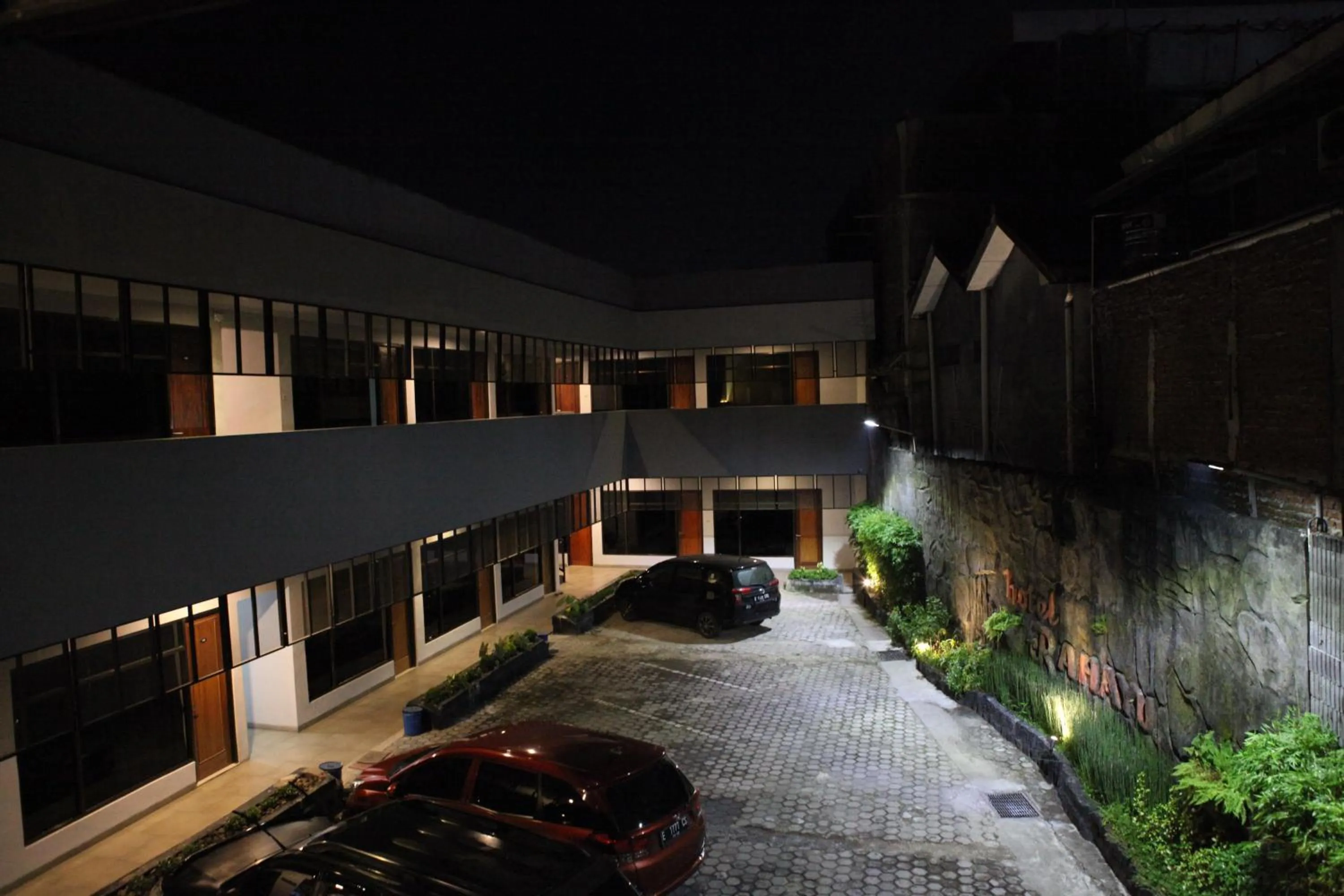 Property building in Rahayu Hotel Cirebon