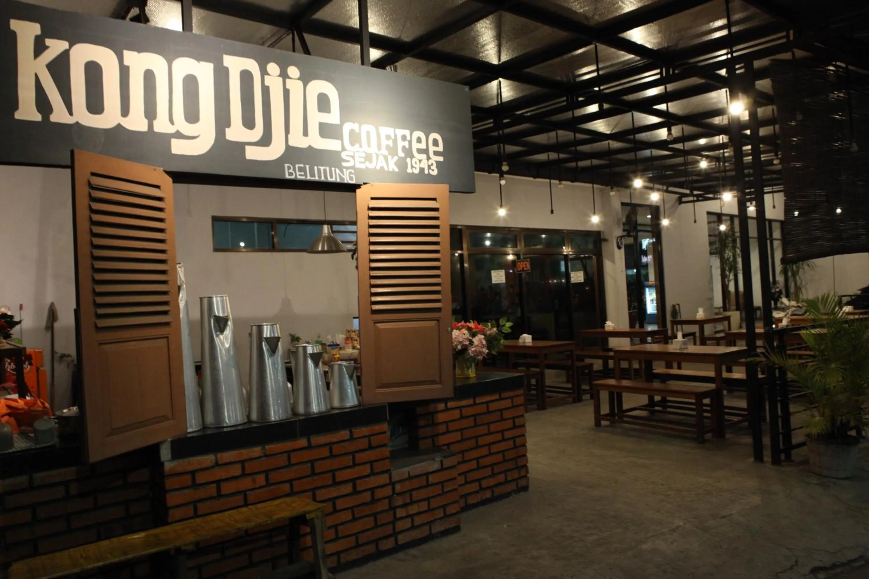 Restaurant/places to eat in Rahayu Hotel Cirebon