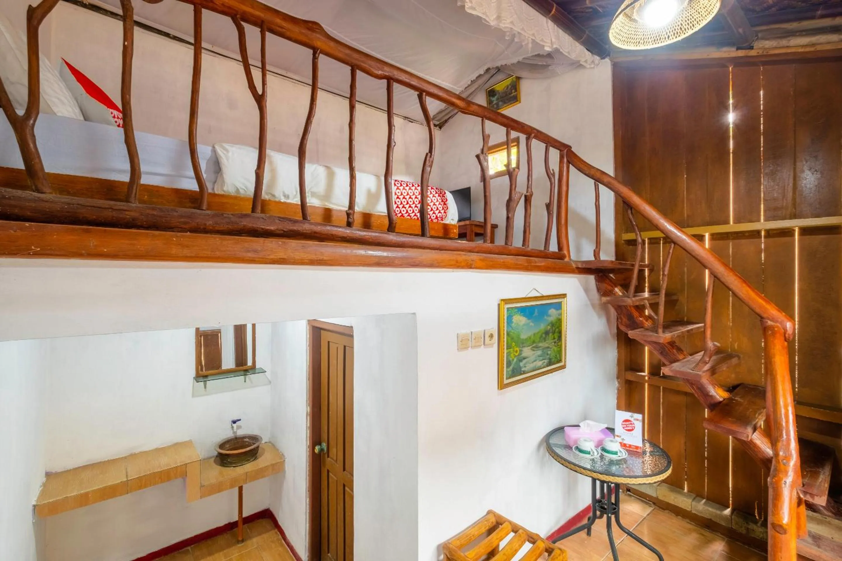 Bedroom in OYO 2278 Cikidang Hunting Resort