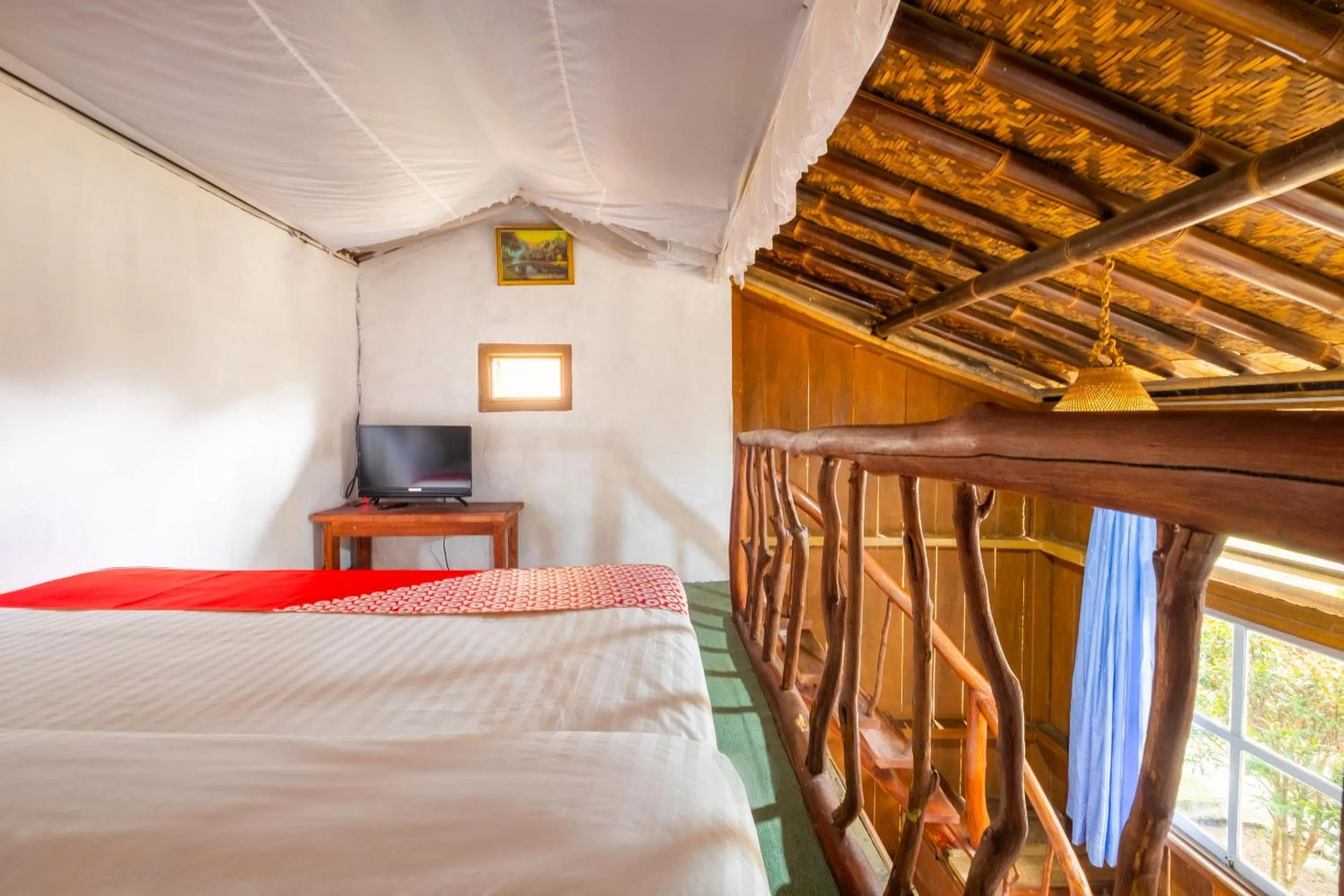 Bedroom, Bed in OYO 2278 Cikidang Hunting Resort