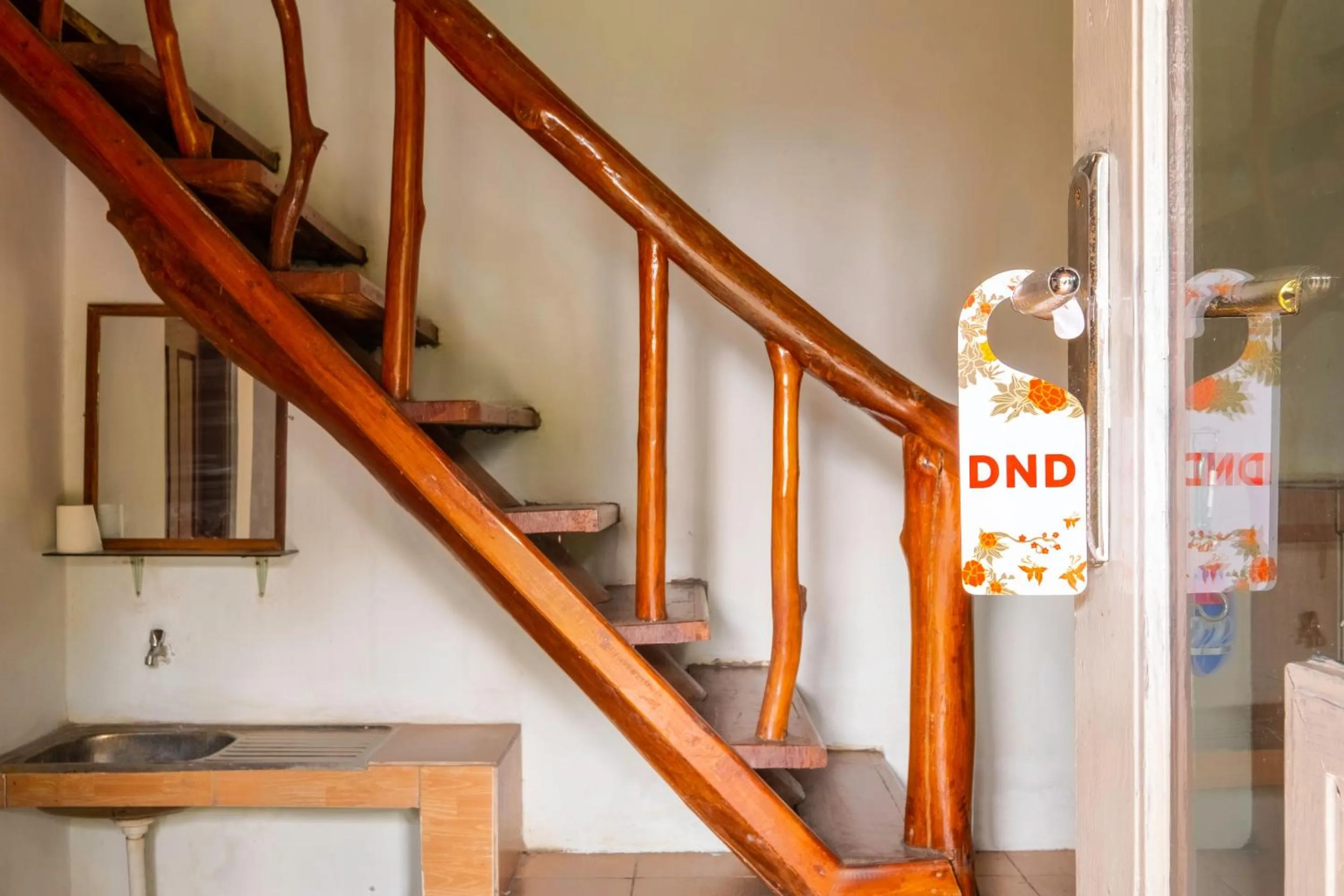 Bedroom in OYO 2278 Cikidang Hunting Resort