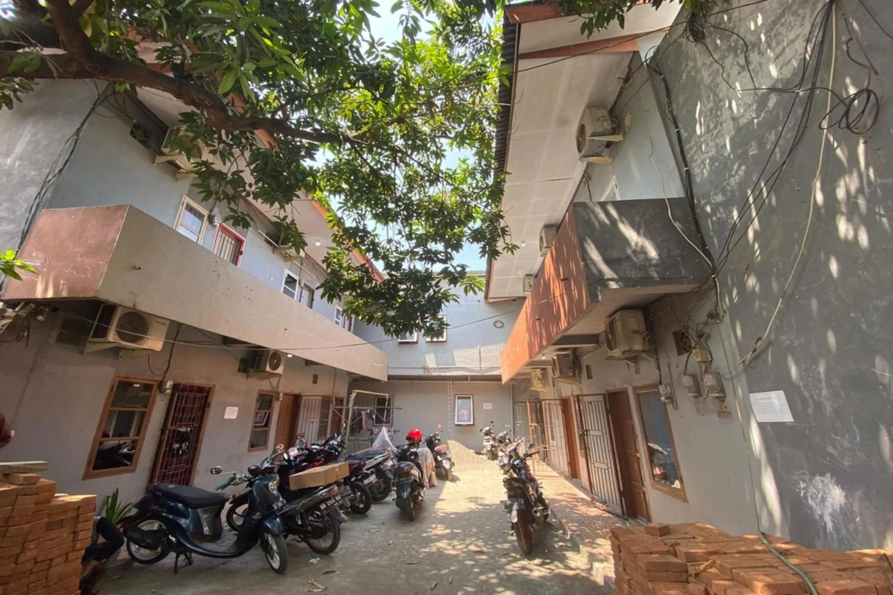 Hotel O Lulu Homestay