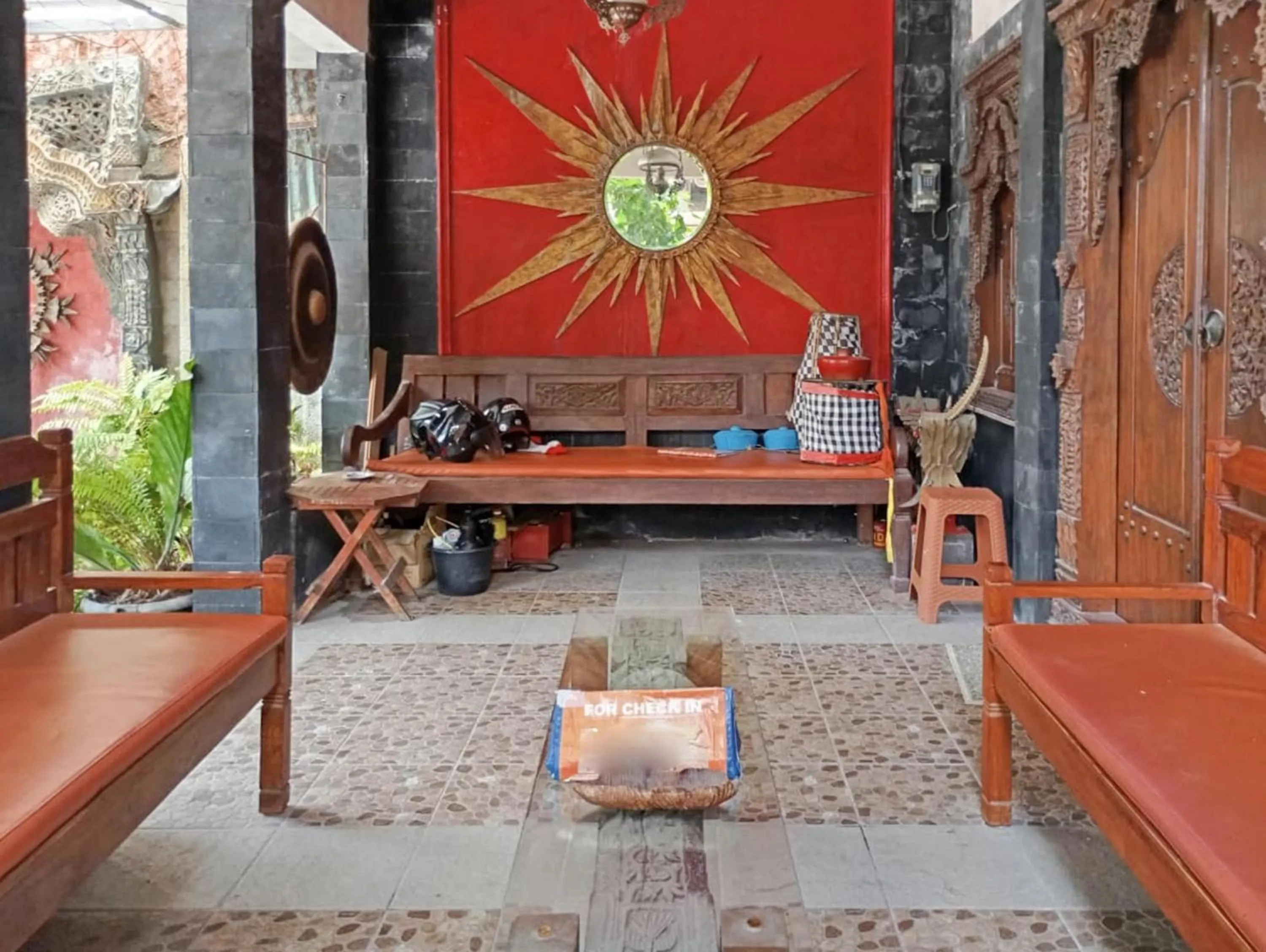 Seating area in Art Guesthouse Syariah Near Malioboro RedPartner