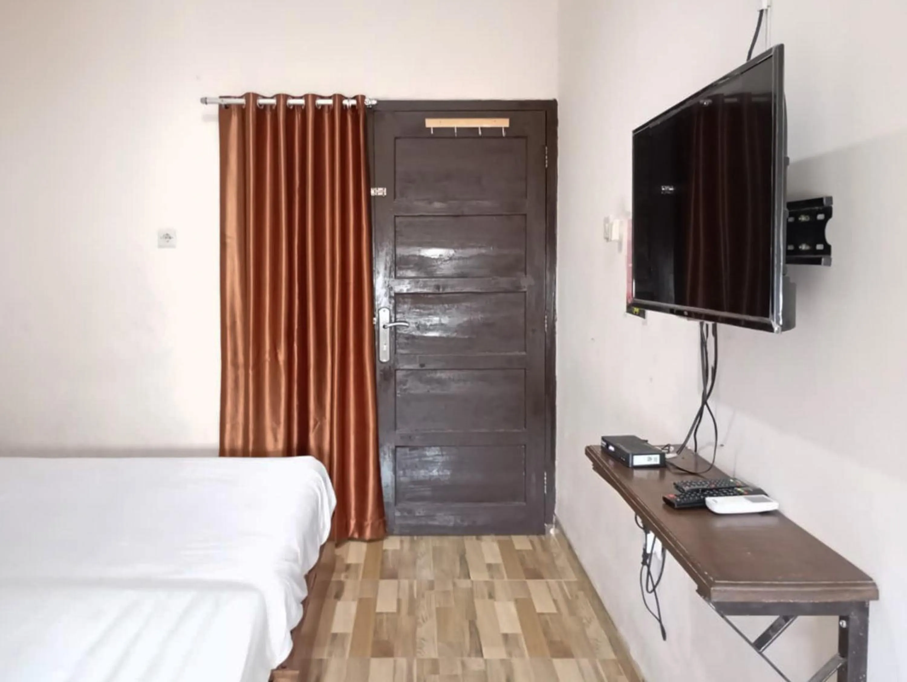 Bedroom, Bed in Art Guesthouse Syariah Near Malioboro RedPartner