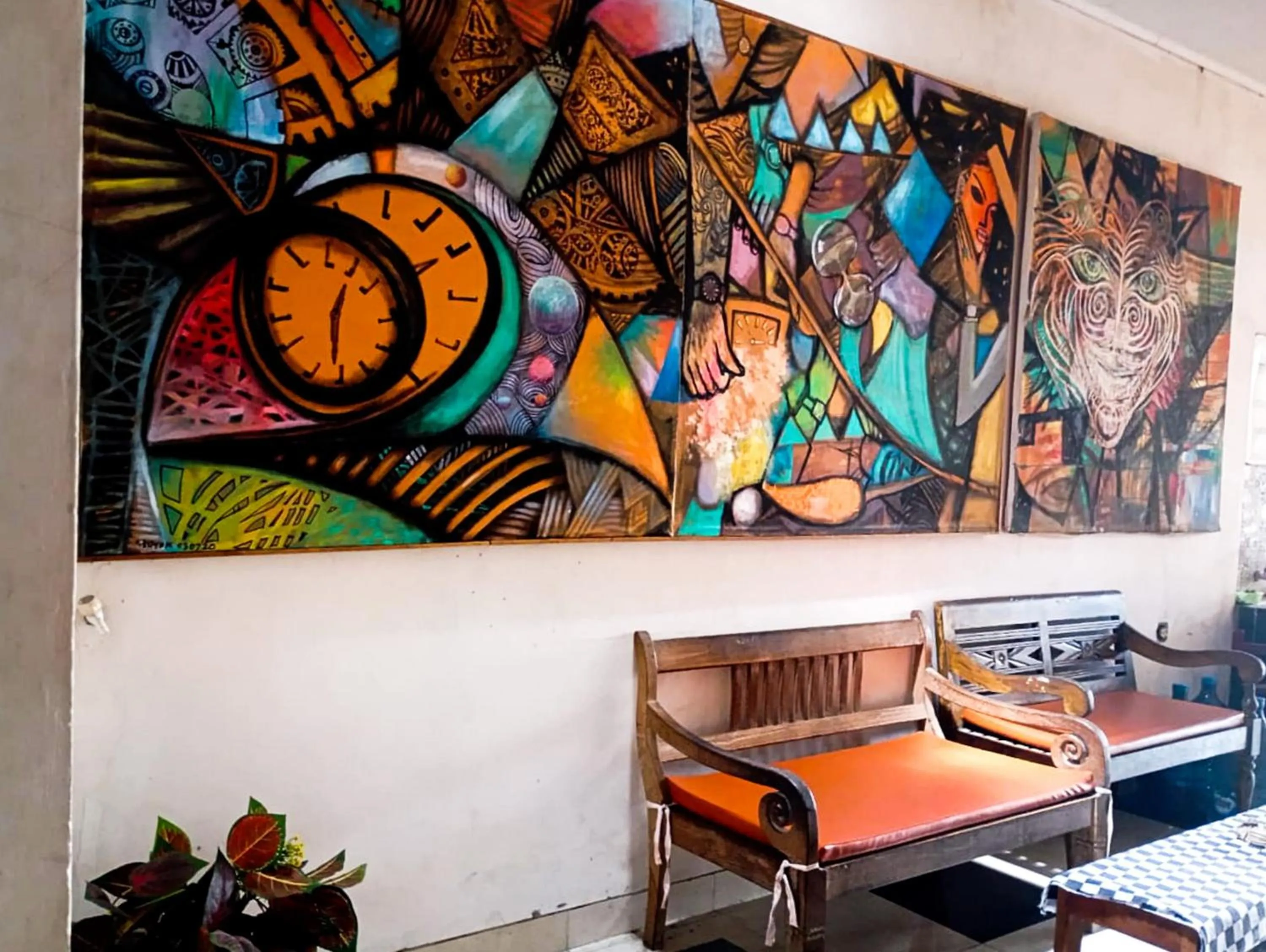 Seating area in Art Guesthouse Syariah Near Malioboro RedPartner