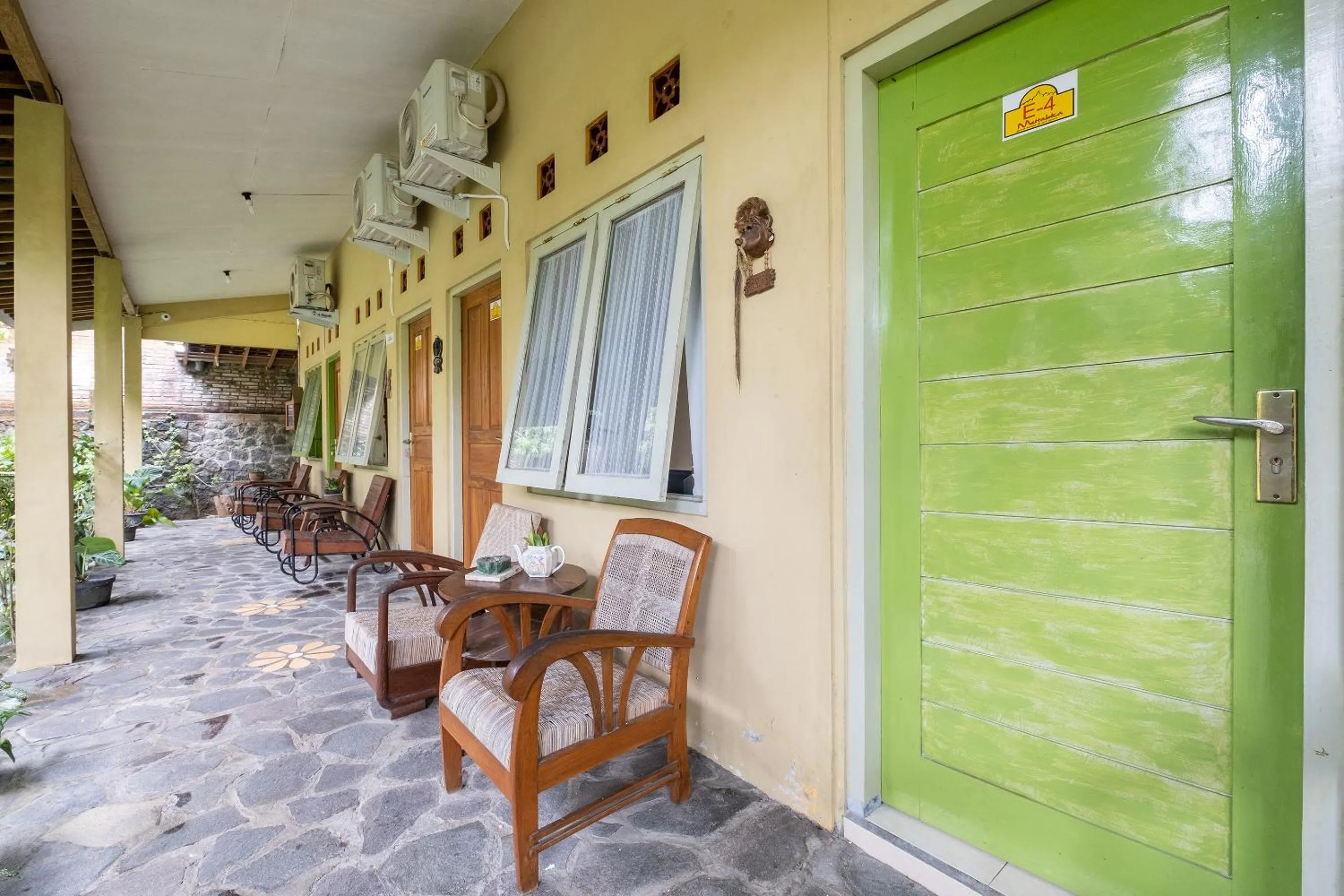 Area and facilities in Mettaloka Guesthouse