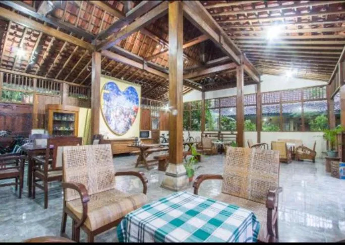 Lobby or reception in Mettaloka Guesthouse