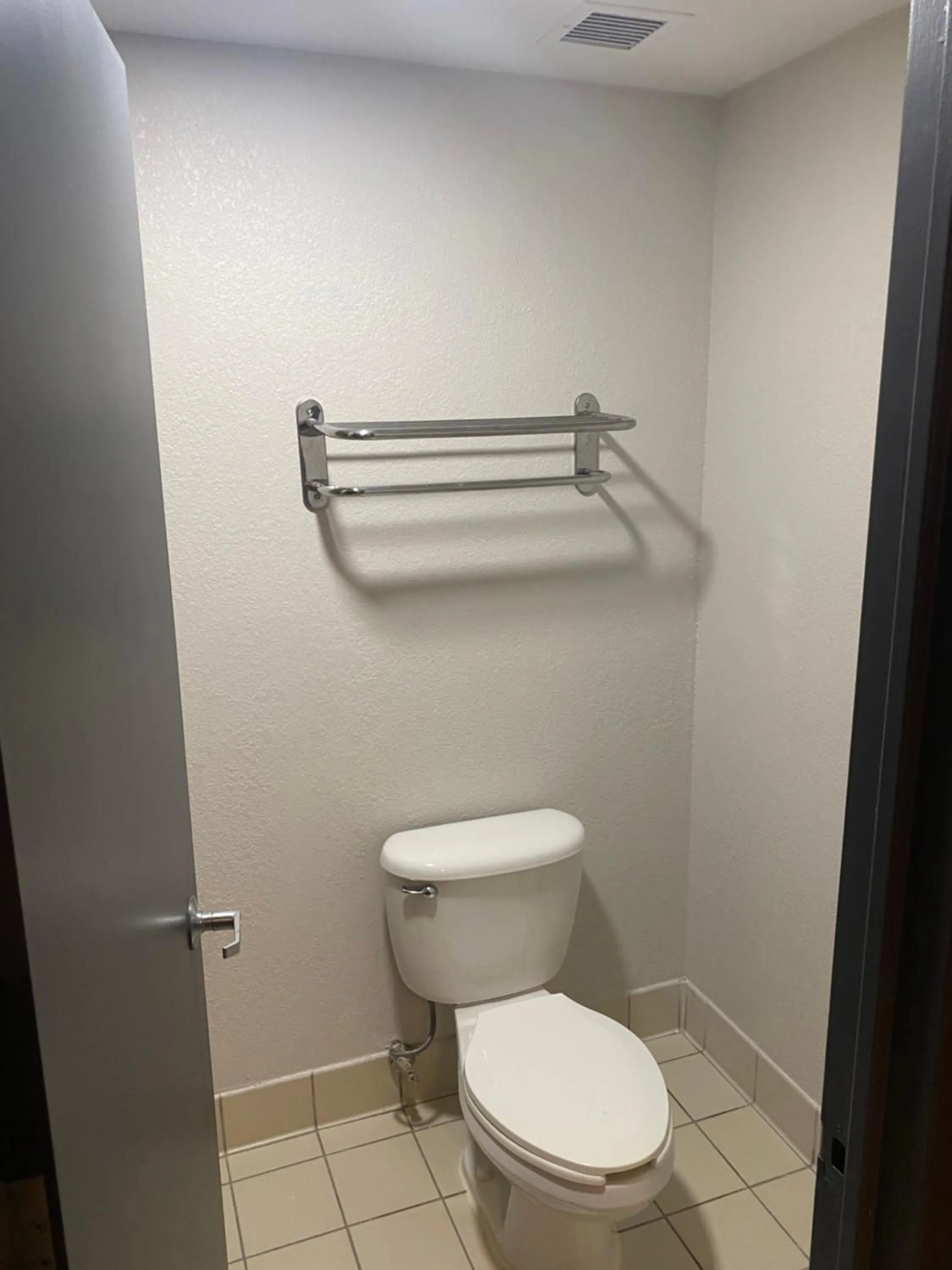 Toilet in Quality Inn Spring Valley - Nanuet