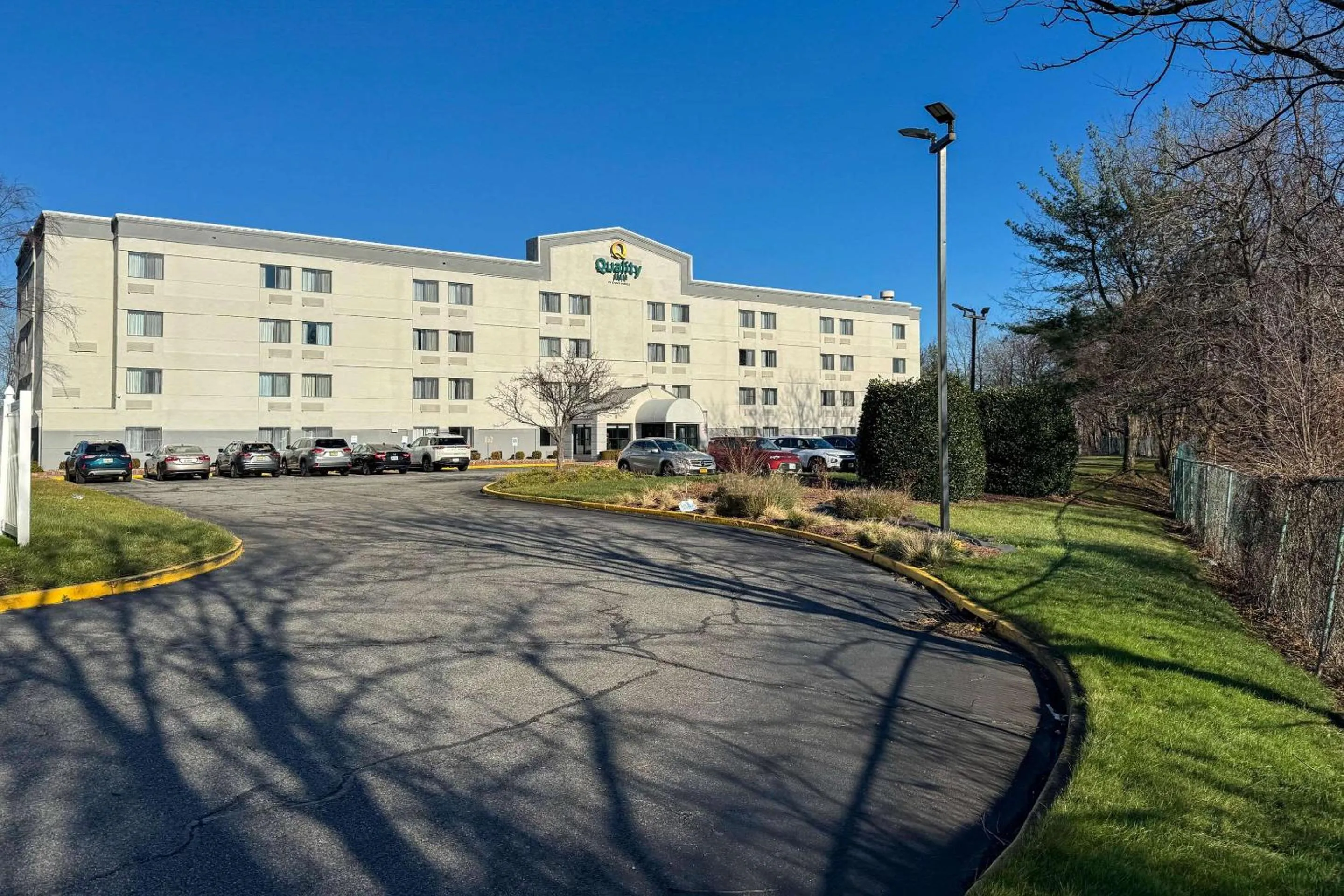Property building in Quality Inn Spring Valley - Nanuet