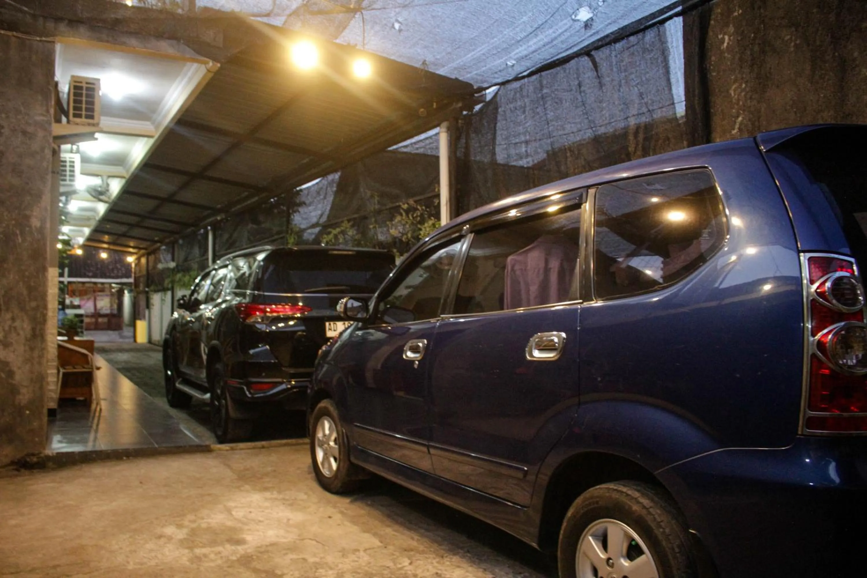 On site in Capital O 2258 Santana Syariah Guest House